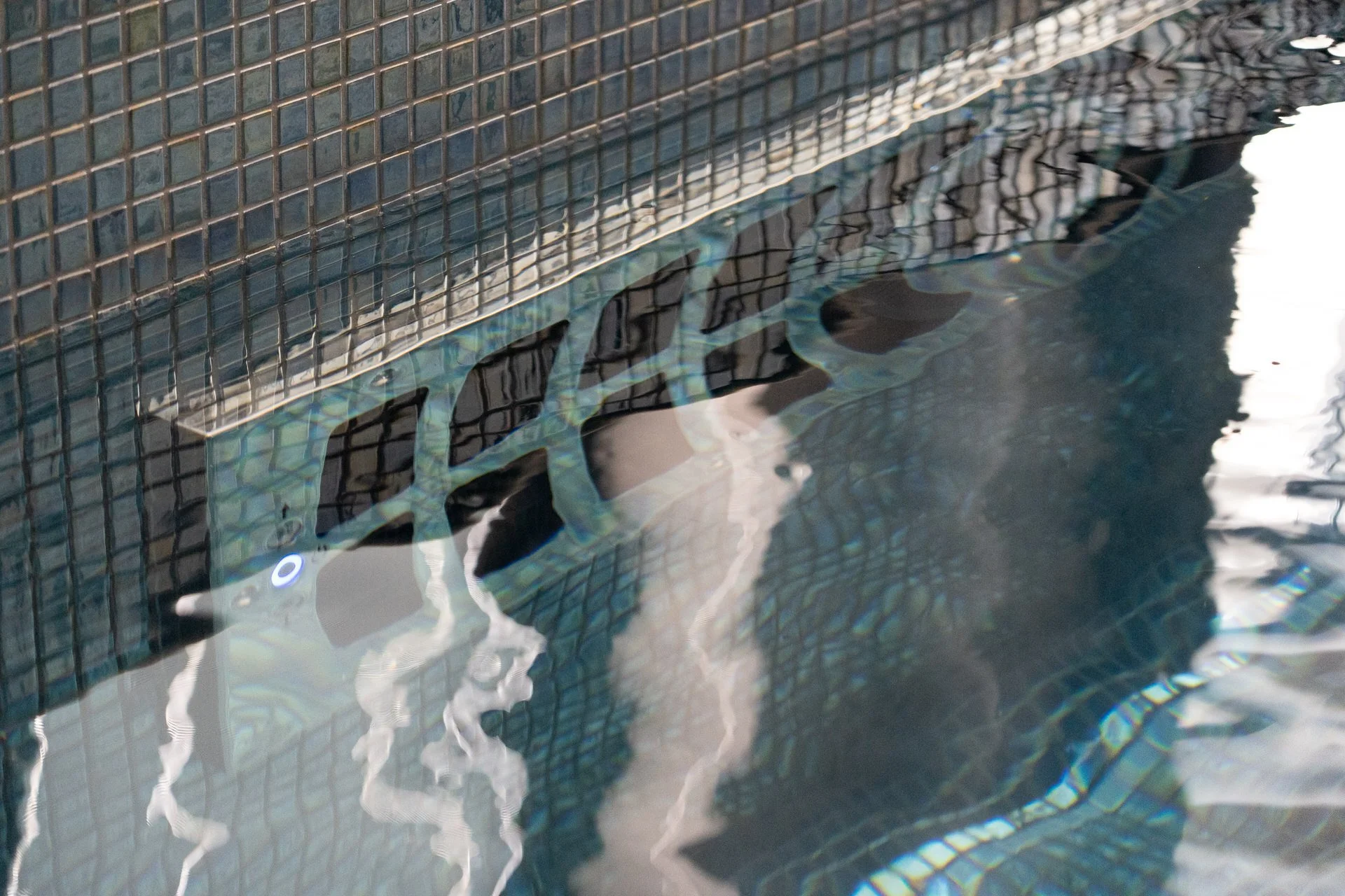  [swimming pools] [domestic] 