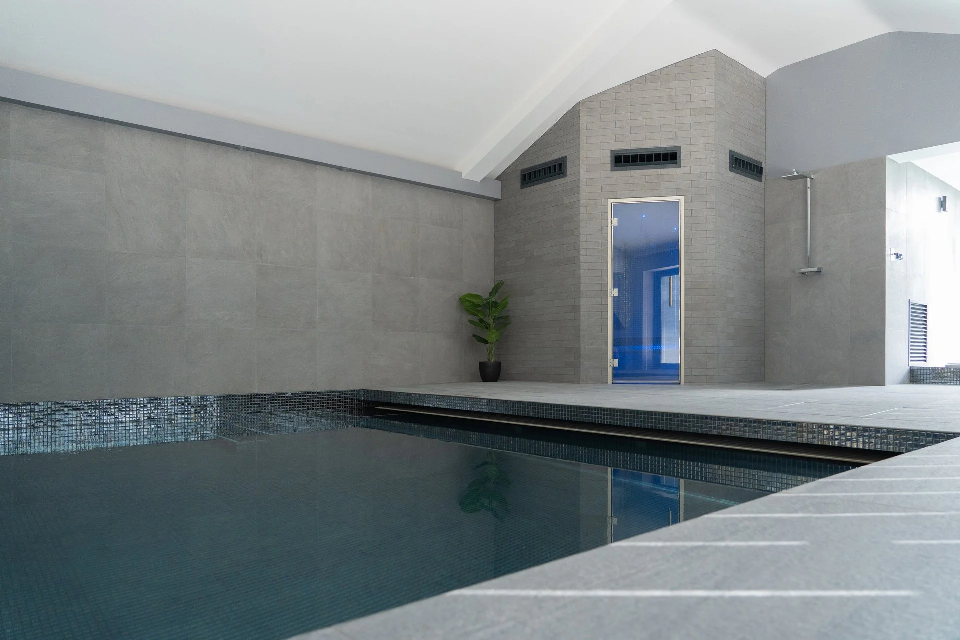swimming-pool-refurbishment-euxton-chorley11.jpg