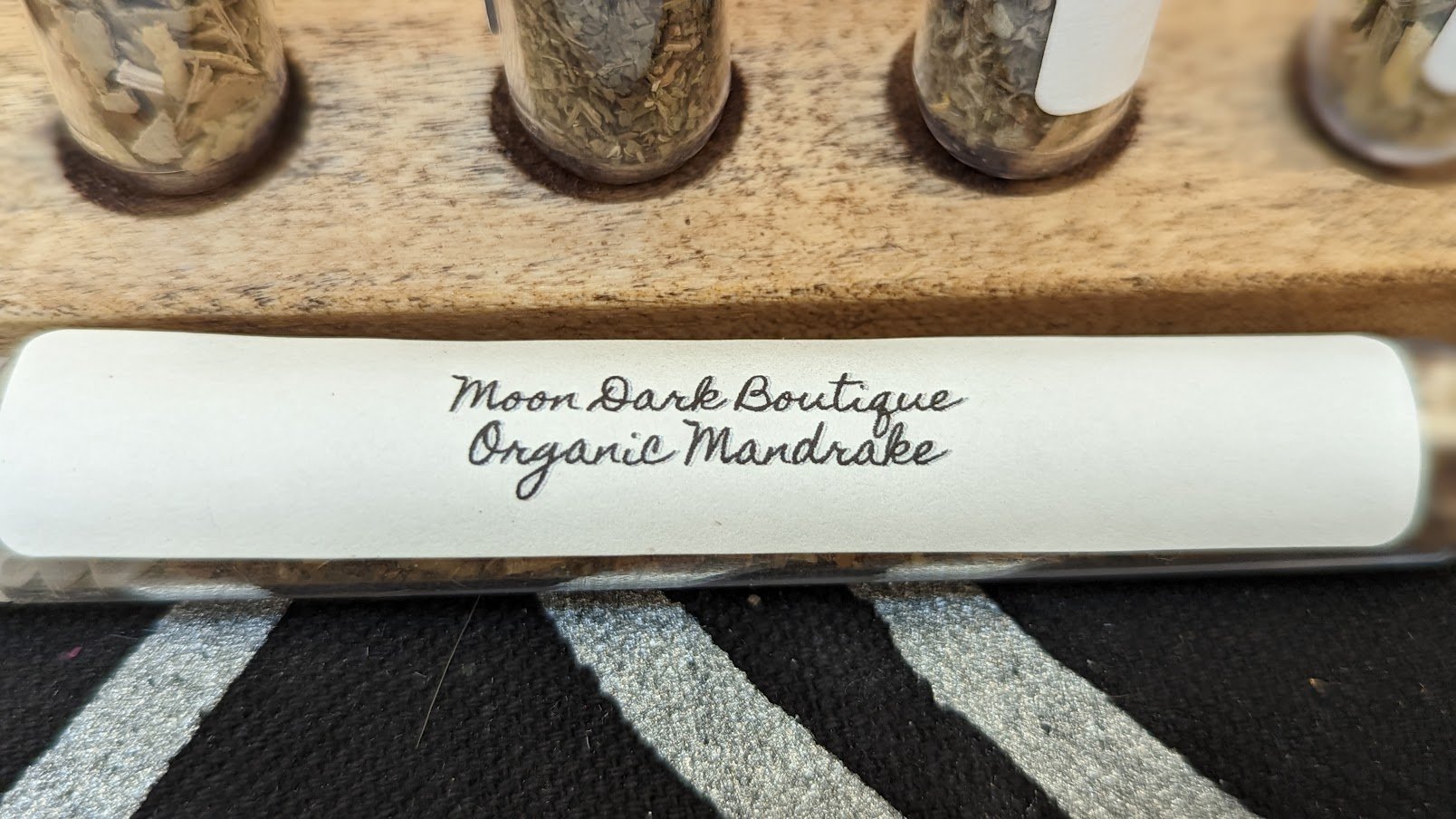 Herbs Tubes Mandrake.jpg