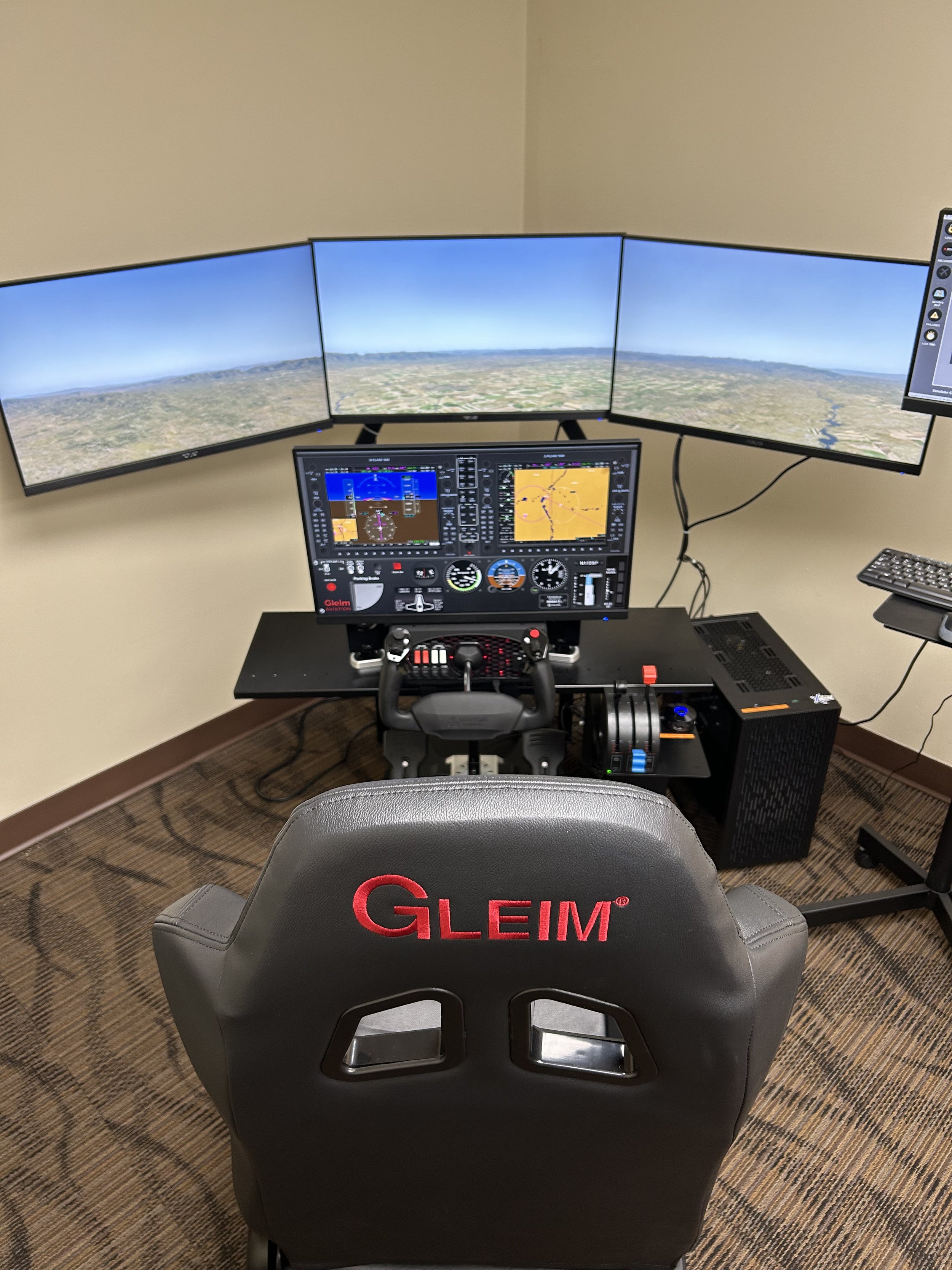 Gleim Flight Simulator Rental Eau Claire Flight .jpg
