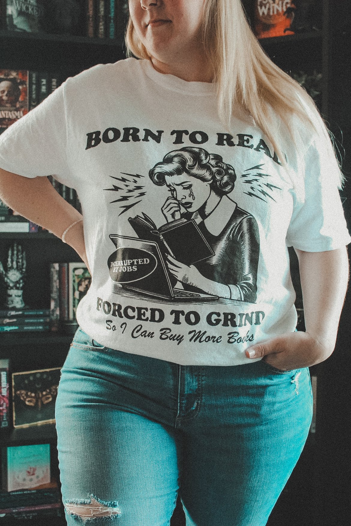 born to read - t-shirt