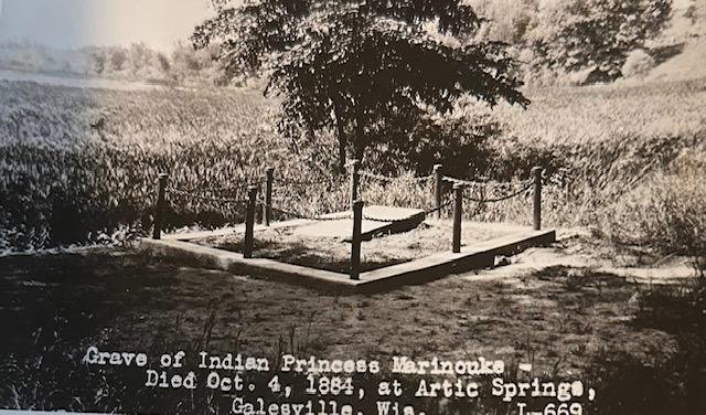 Marinuka Grave at Arctic Springs, 1910  pre-golf course
