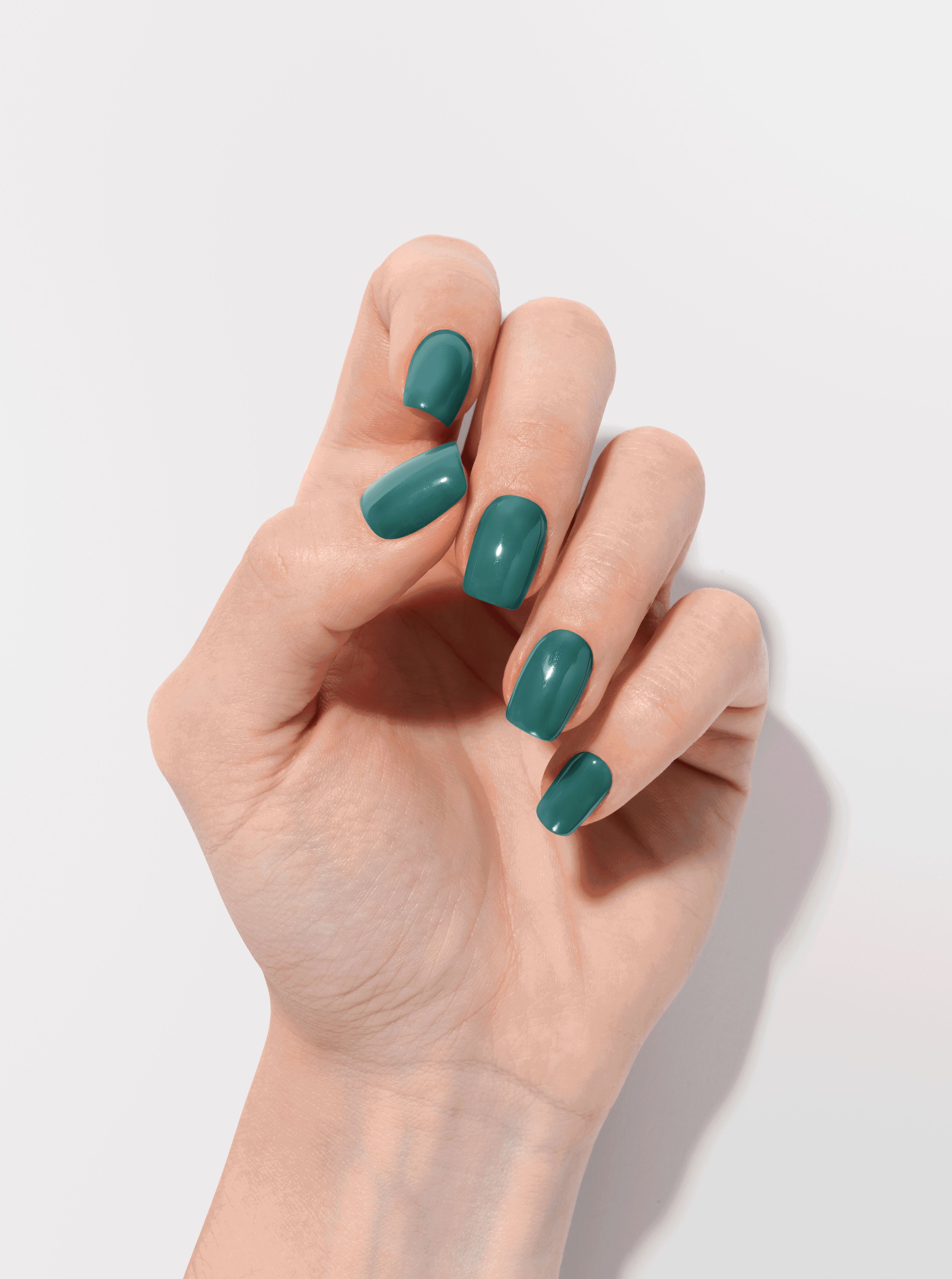 Squoval-Nails-EverGreen-Dream-GreyBG-Web.jpg
