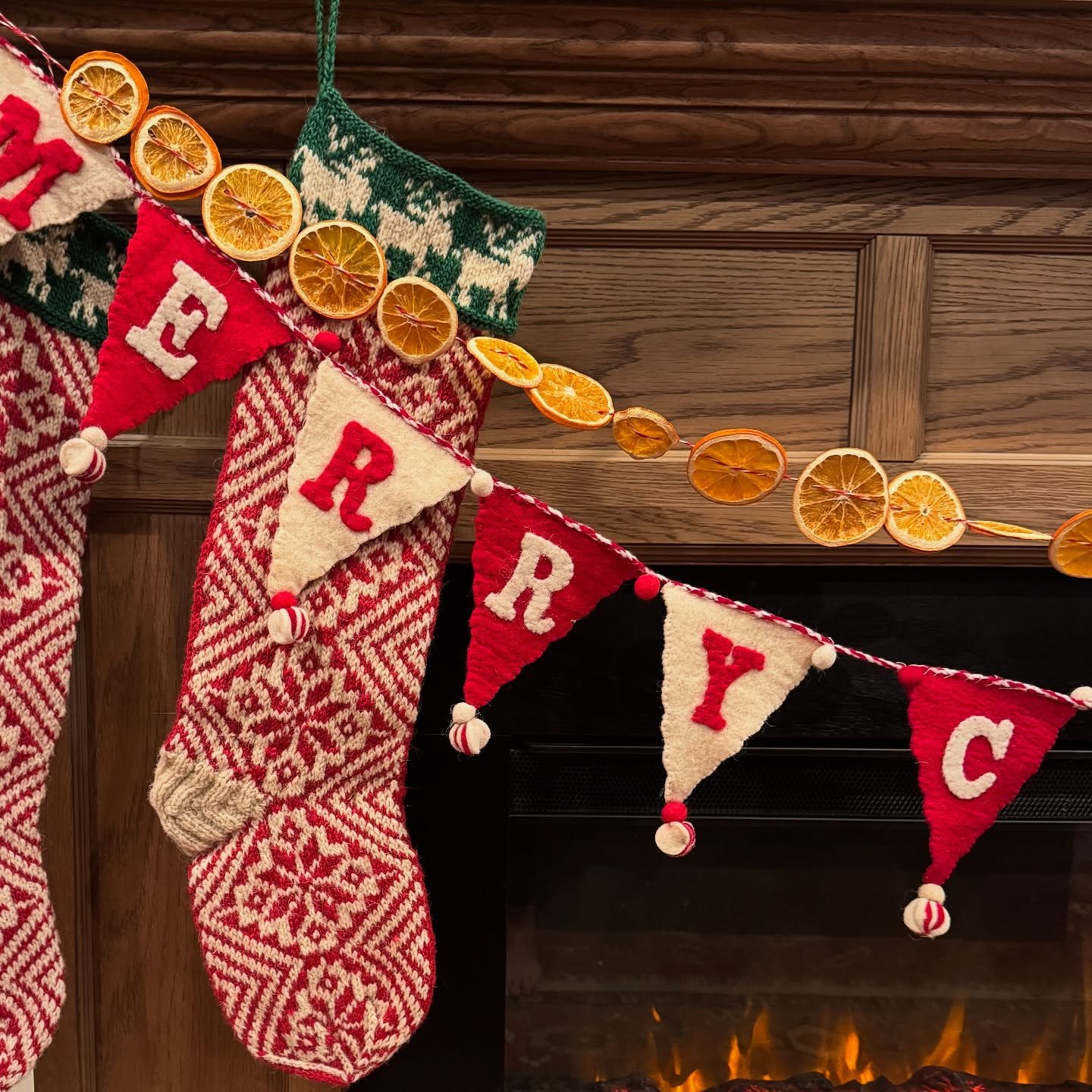 For whatever reason, I&rsquo;m getting all jazzed up about my holiday decor this year and dried orange garland was first on the list. 🍊🌲

I wanted to share how I did it because it was SIMPLE. 

Add a touch of handmade cheer to your home in one week