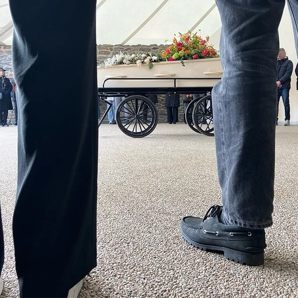 Het Crematorion van Zorgvlied.

&ldquo;Wat was het een mooie wandeling naar het Crematorion,&rdquo; zei een meneer tegen mij. Ik hoor het vaak, de crematiegang op Zorgvlied is echt uniek. Een bijzonder moment van samen zijn, waarin elke stap deel wor