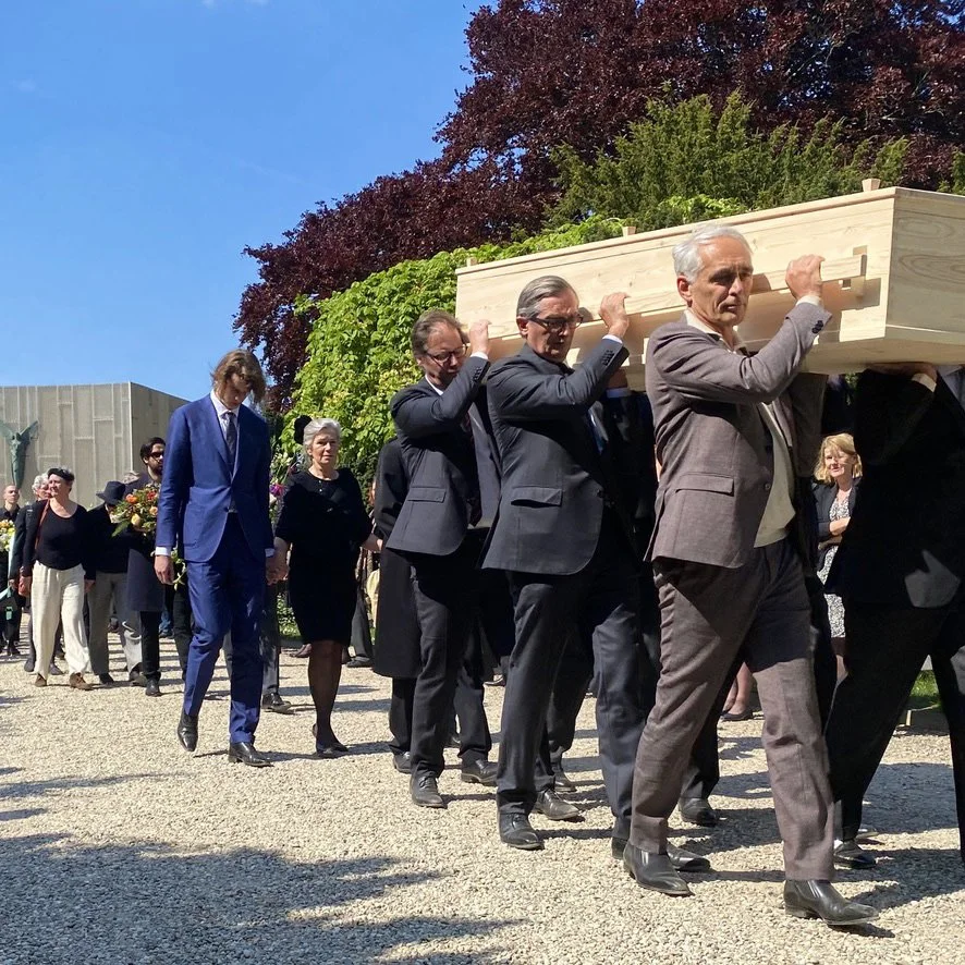 Rooshert Uitvaartbegeleiding - uitvaart De Nieuwe Ooster.jpg