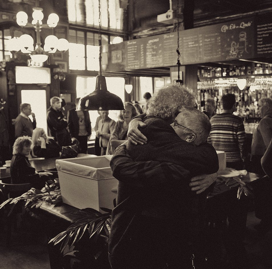 Rooshert Uitvaartbegeleiding -Afscheid cafe van Eik en Linde.jpg