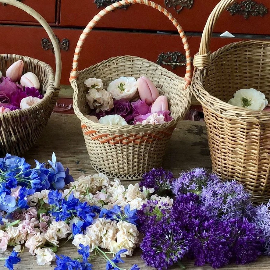 Rooshert Uitvaartbegeleiding - Bloemen voor de laatste groet.jpg