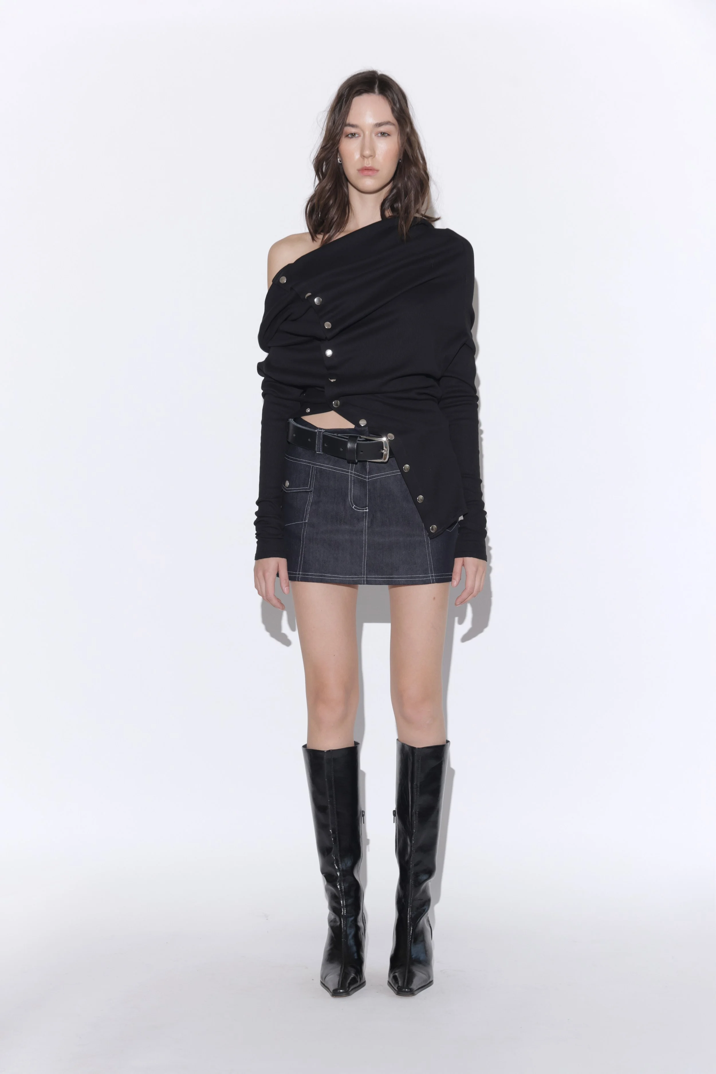6.0 RIBBED OFF-SHOULDER CARDIGAN TOP