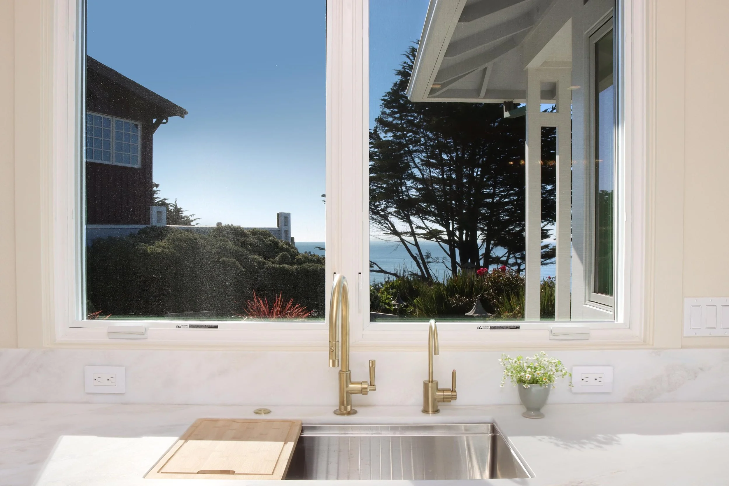 Modern Coastal; Modern Neutral Kitchen Remodel by John Fuchs Properties, Construction & Real Estate project photo 15