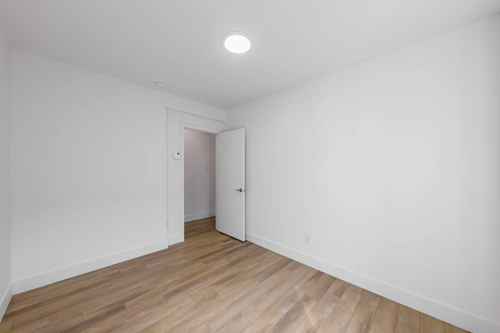 7855 Delorimier-4.5-9.jpg