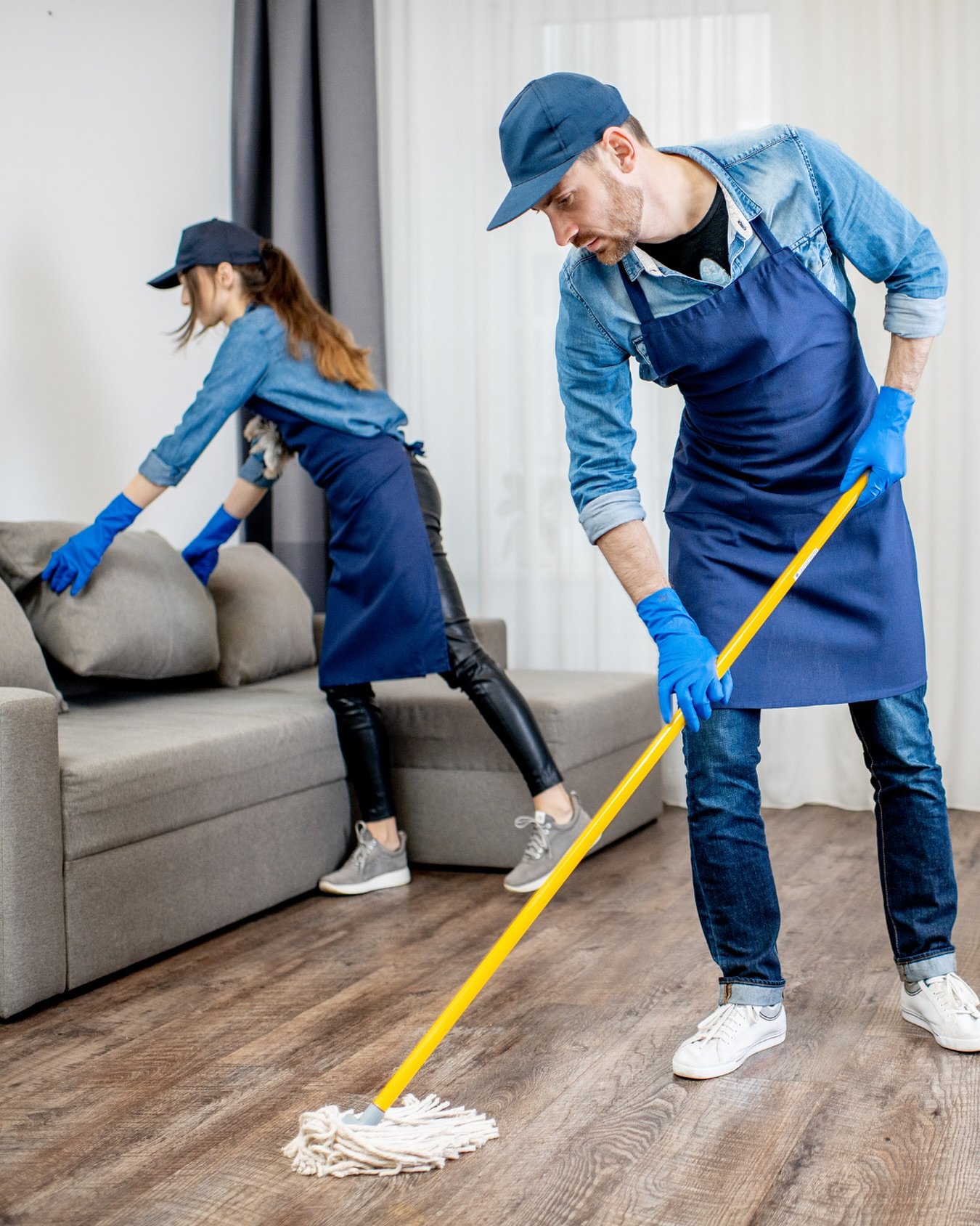 Our expert team of cleaners is here to help you refresh your space&mdash;no matter the mess 🧹

We offer:
&bull; Residential Cleaning
&bull; Commercial Cleaning
&bull; Move In/Move Out Services
&bull; Airbnb Turnovers

Starting at just $75/hour!

Con