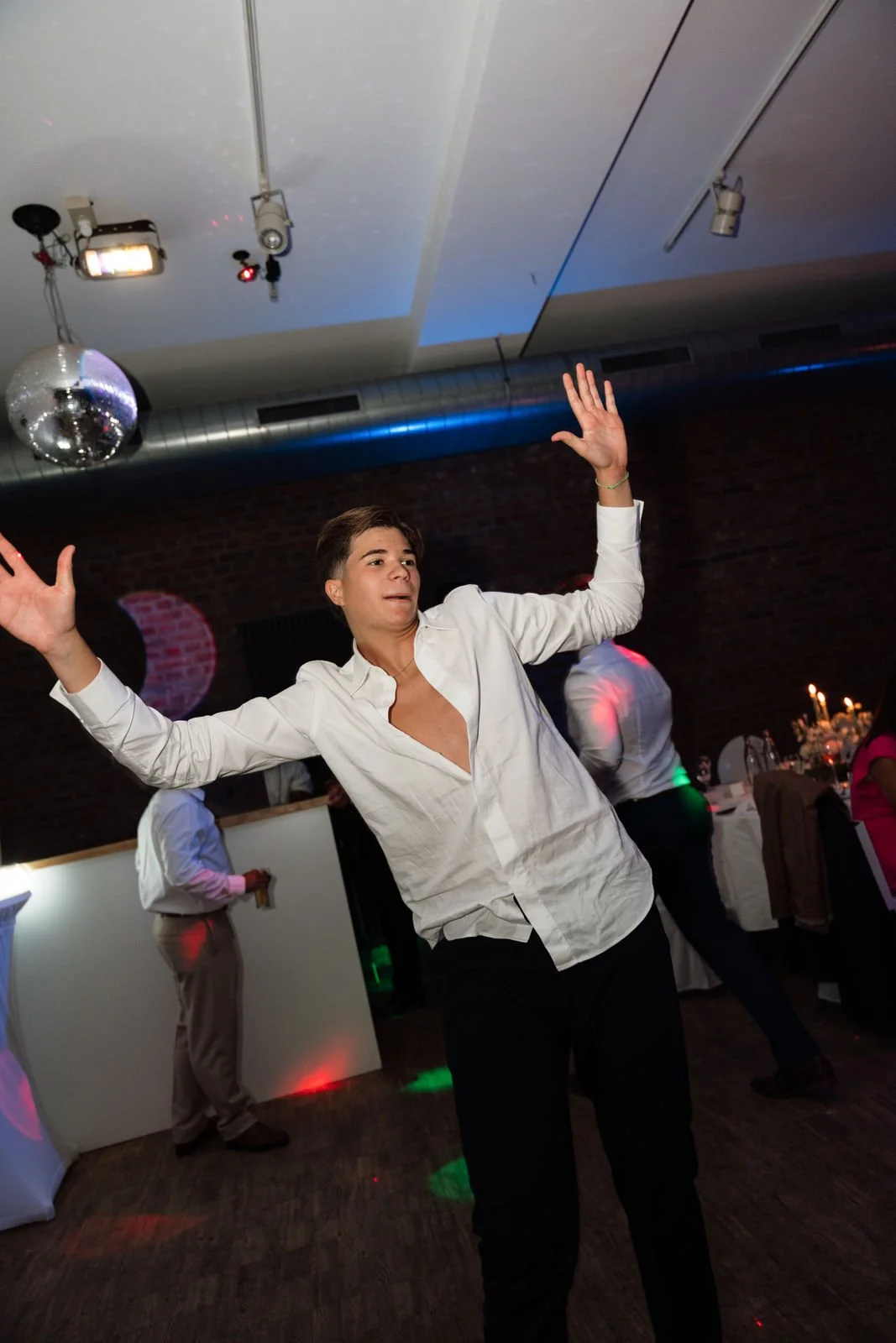 724 - DSCM001-725.jpg