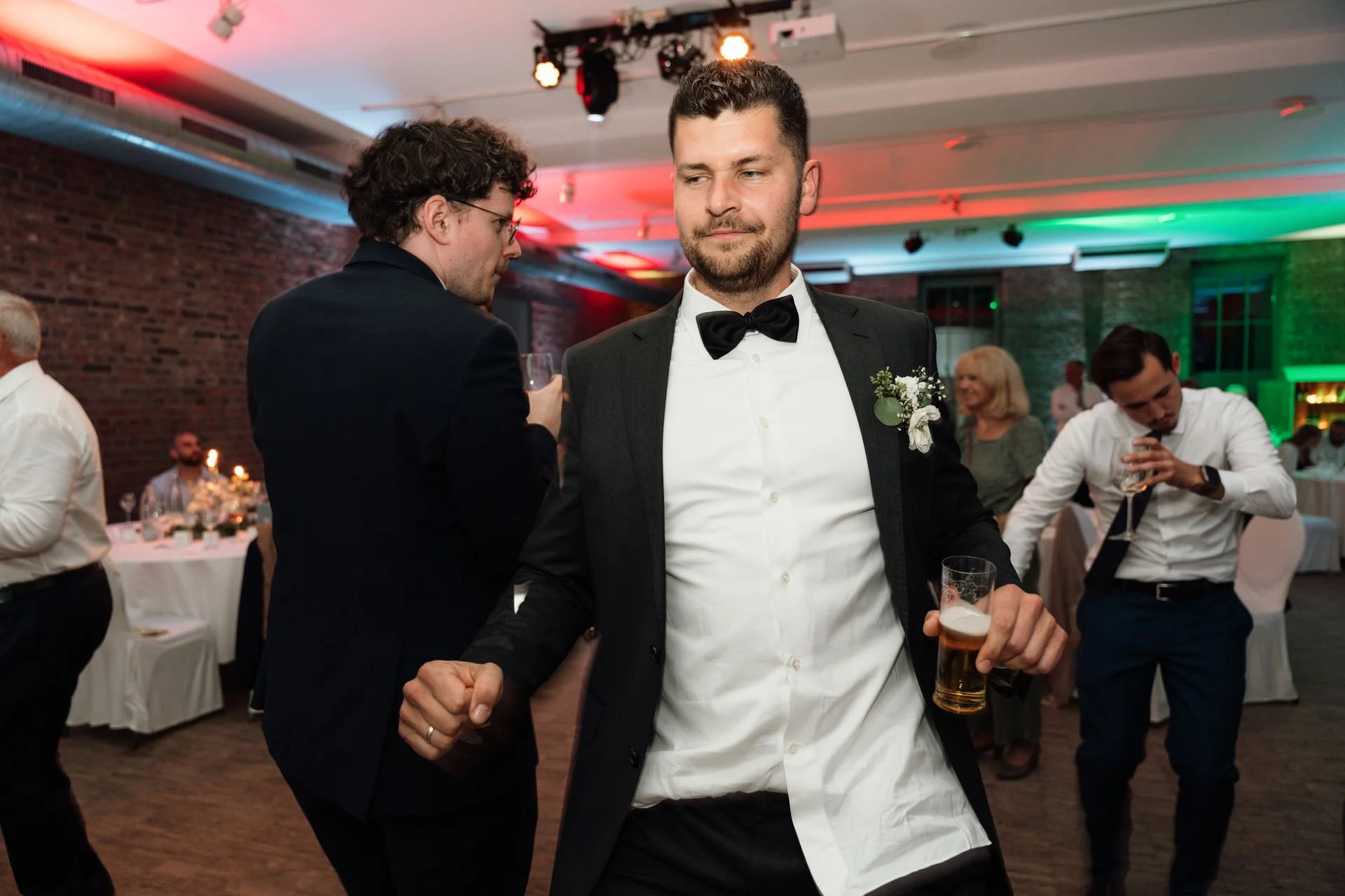 695 - DSCM001-696.jpg