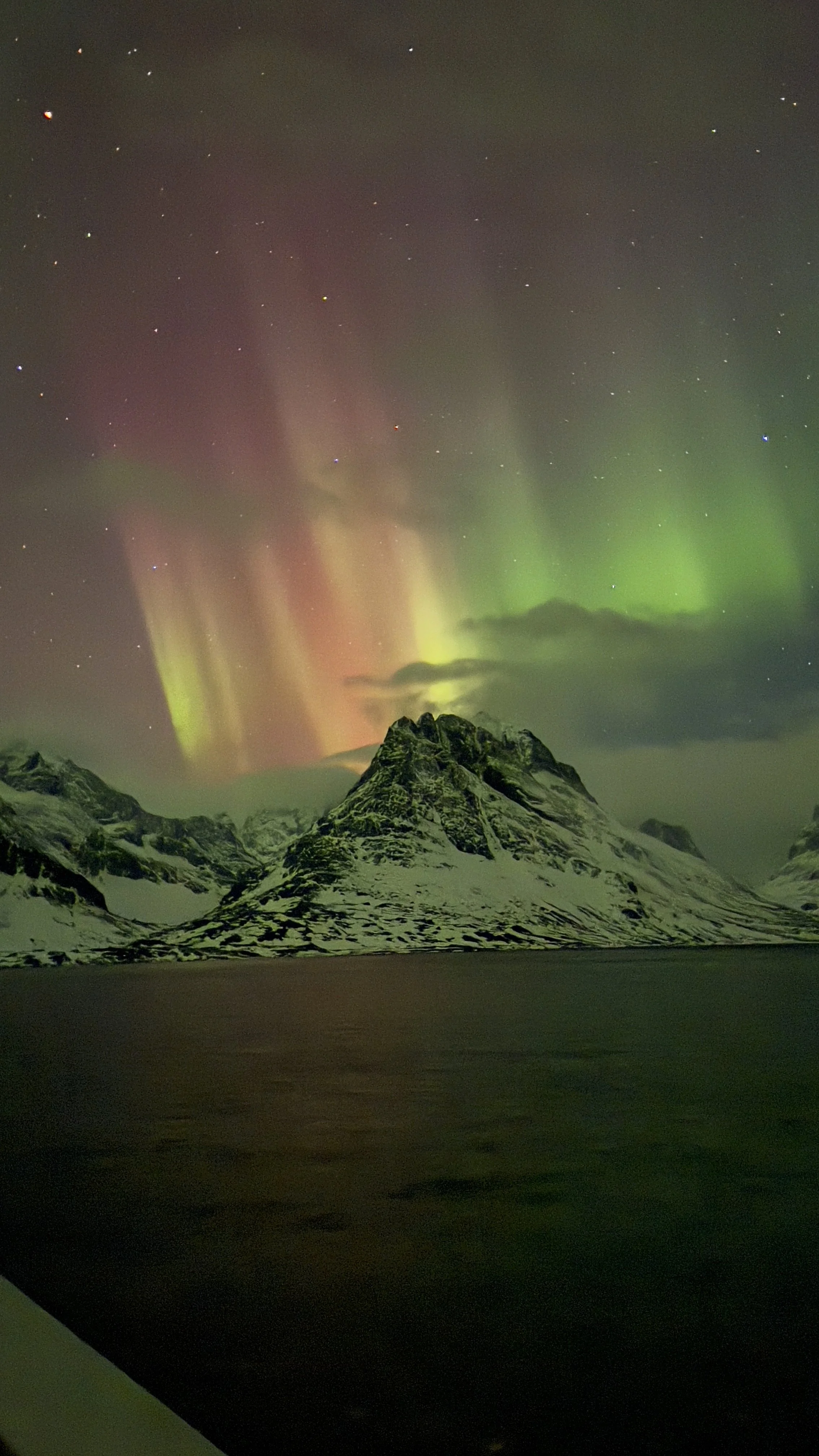 Speaker Series: Lee-Gray Boze, MN’23, Greenland Flag Expedition (ONLINE Only)