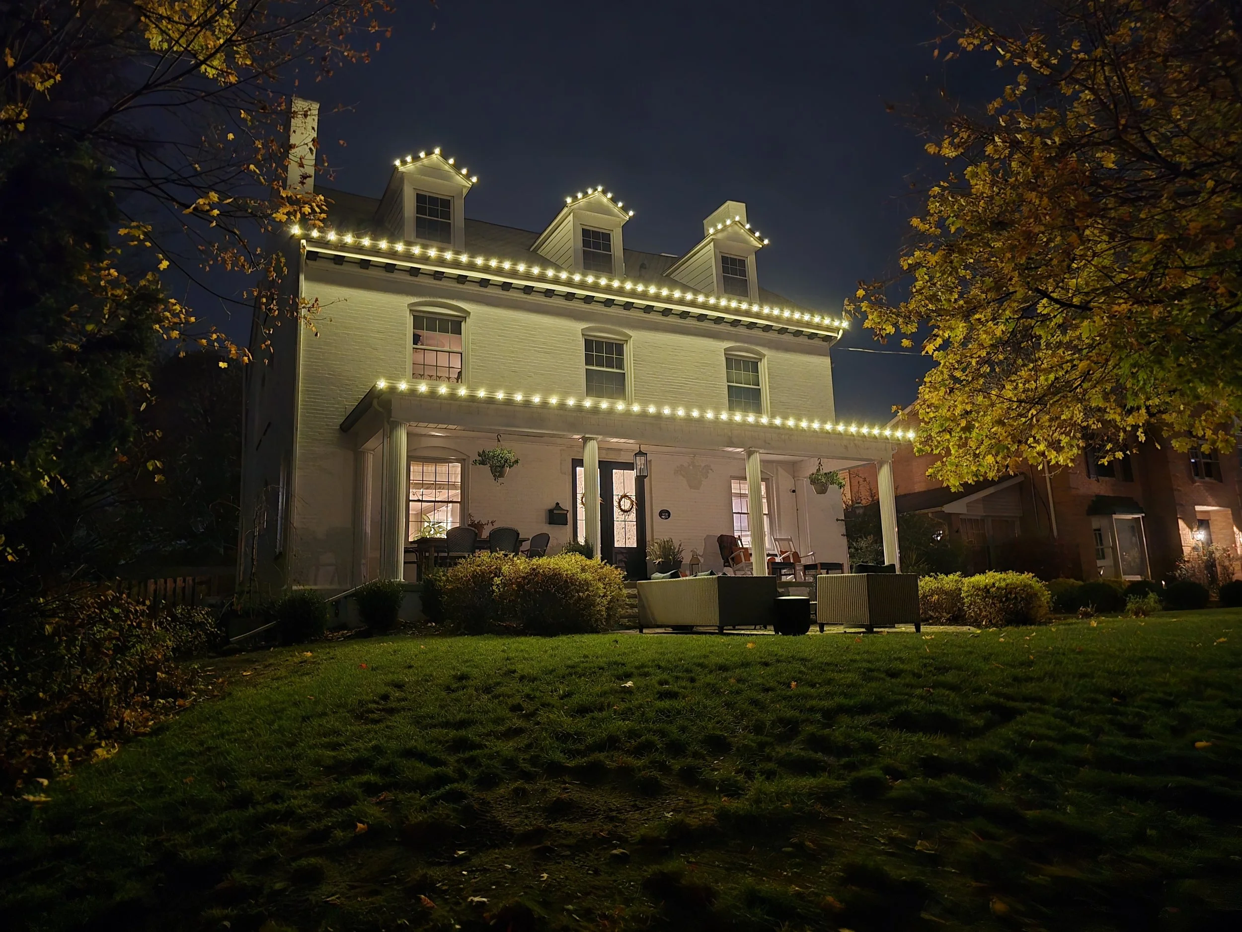 Christmas Light Installation in Pittsburgh (2025): Booking Now