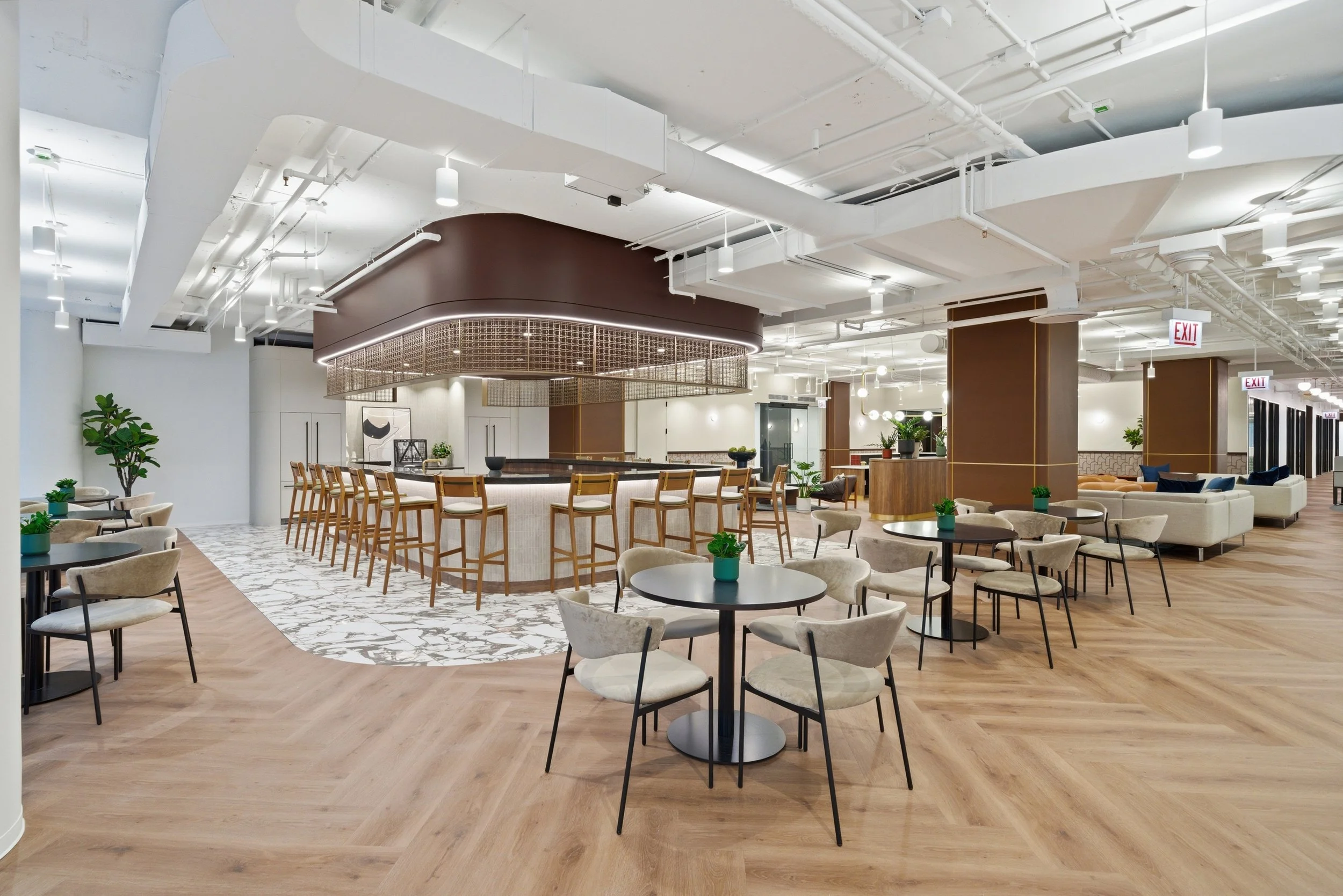 Suite 600 1SW-23.jpg