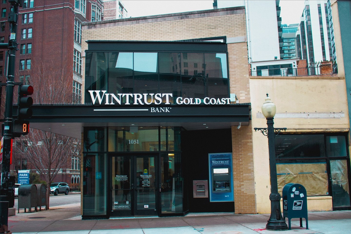 Located on Chicago&rsquo;s iconic Rush Street, Wintrust Bank&rsquo;s newest Gold Coast location  blends historic character with modern finishes. Our team carefully preserved the building&rsquo;s heritage while transforming the space into a refined sp