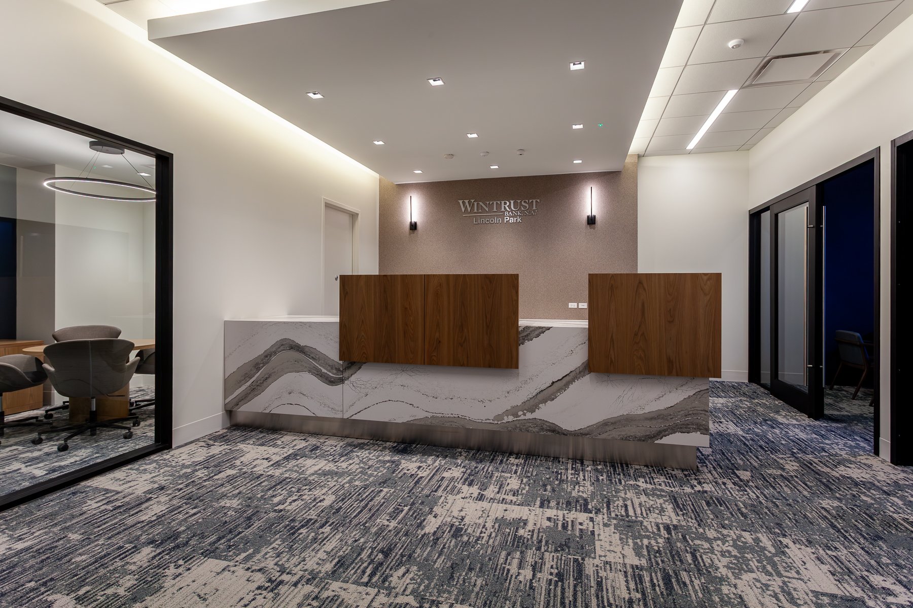 Wintrust Bank Lincoln Park3.jpg