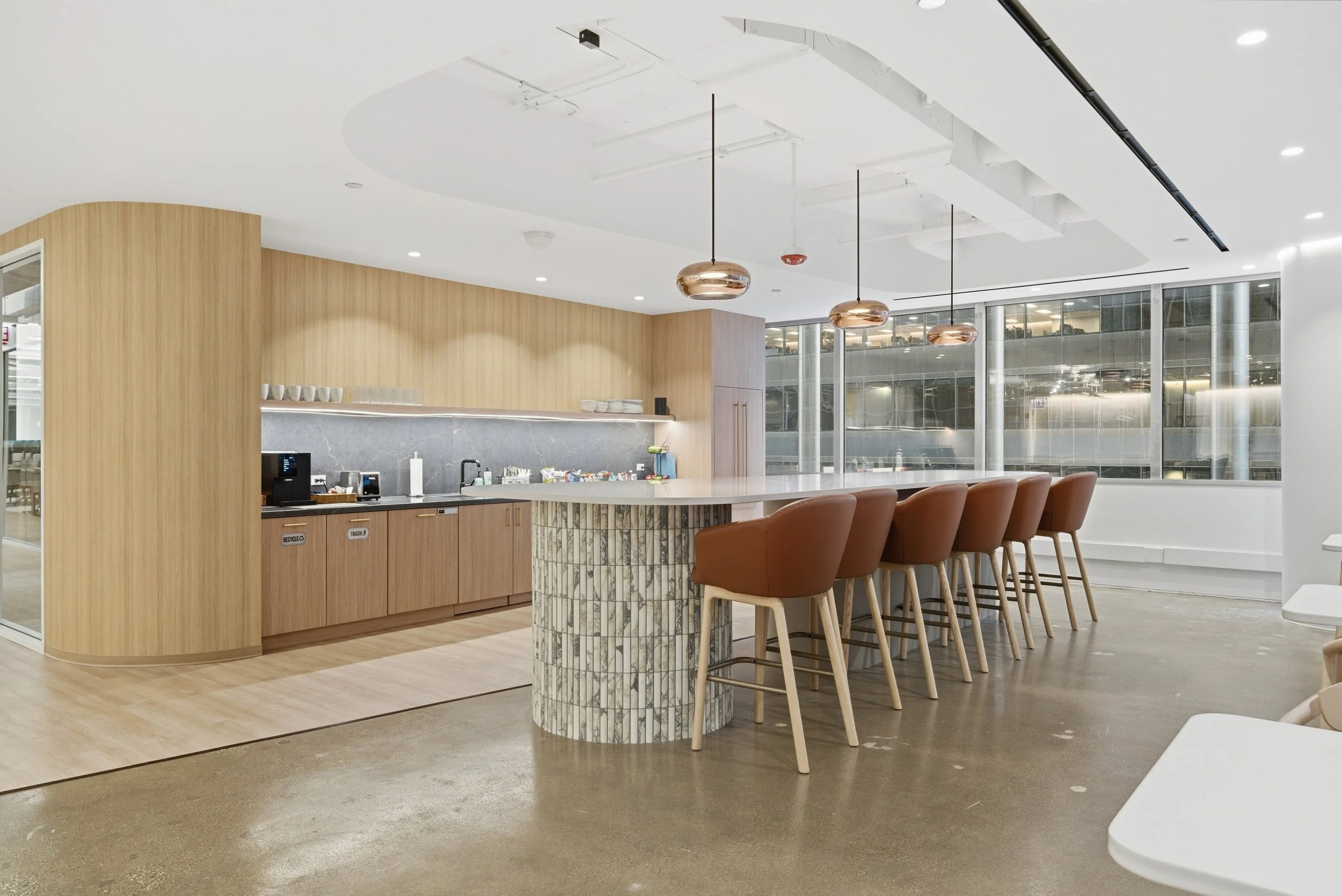 Suite 650 1SW-13.jpg