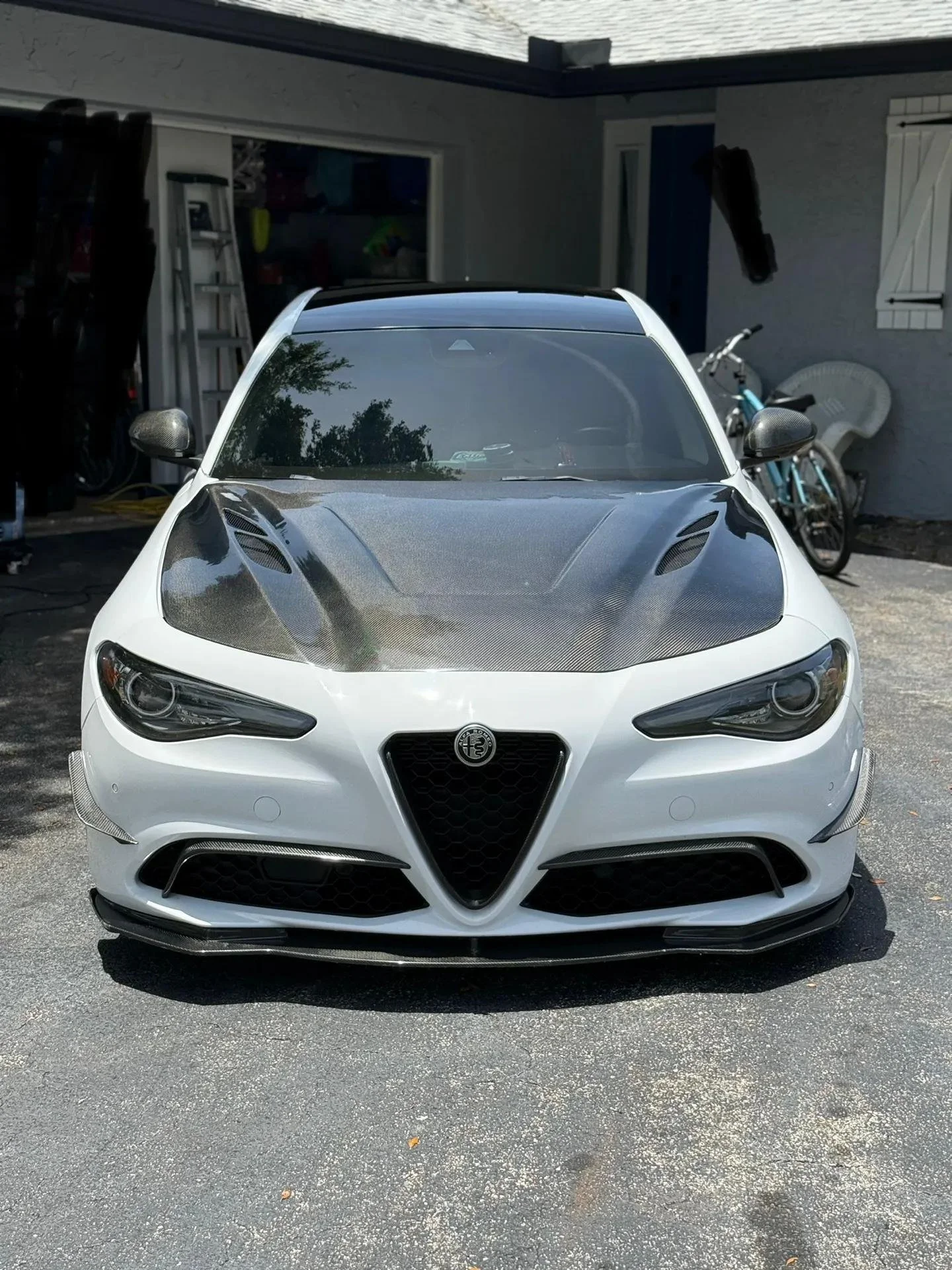 Carbon Spec Racing Hood (Alfa Romeo Giulia 952)