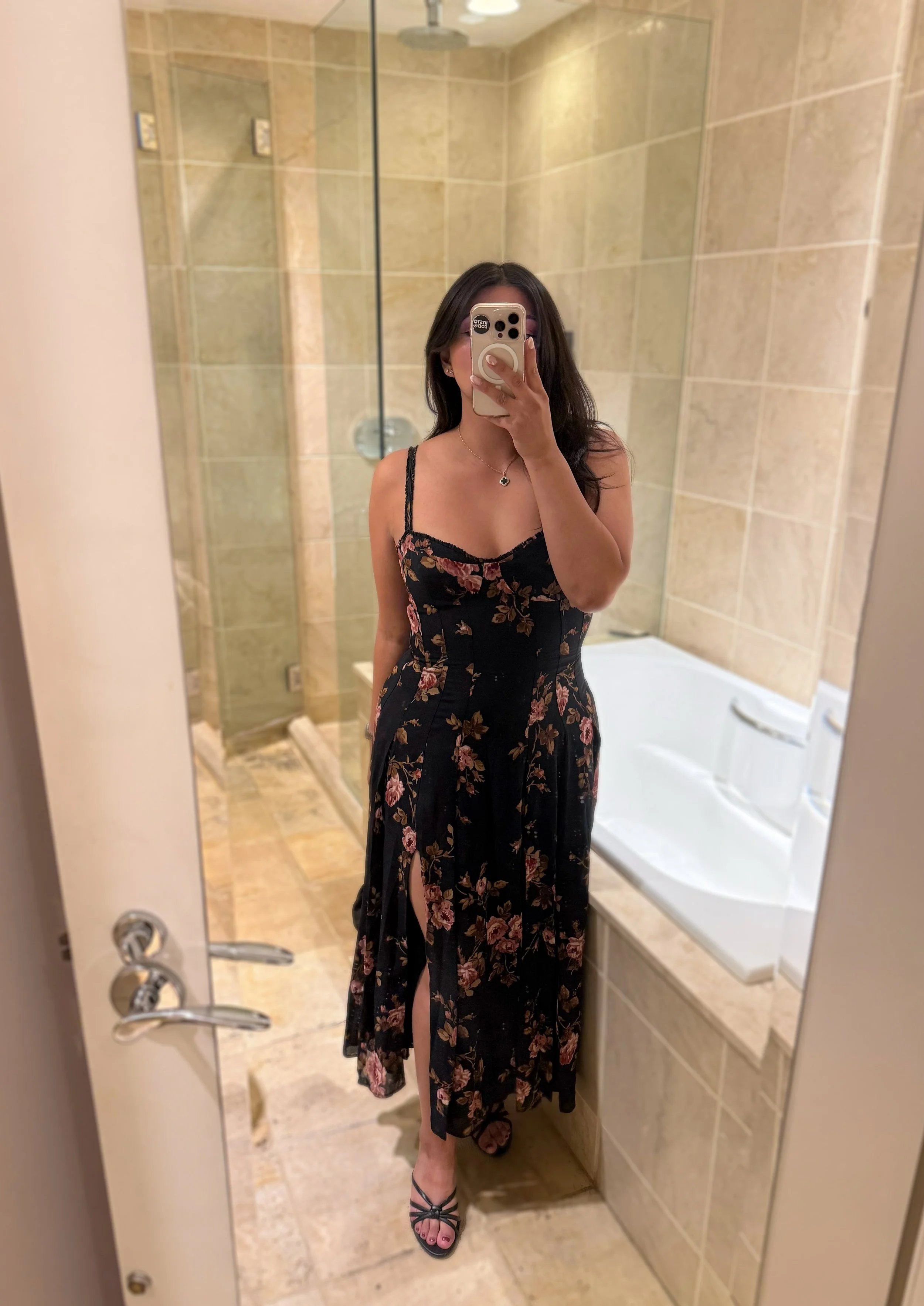 Facetune_20-06-2026-14-44-42.jpeg