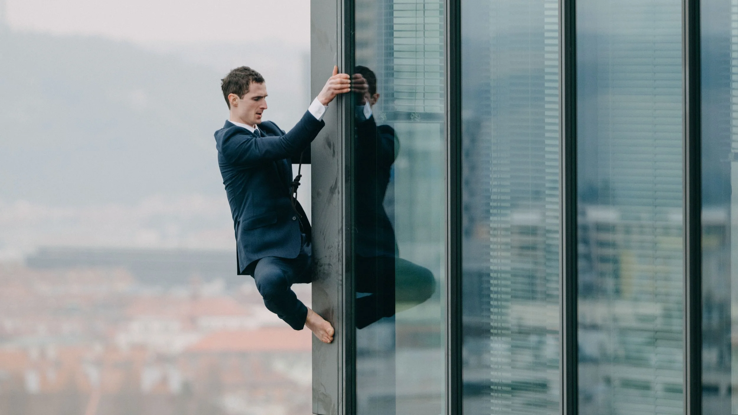 Adam Ondra - Urban Climbing 