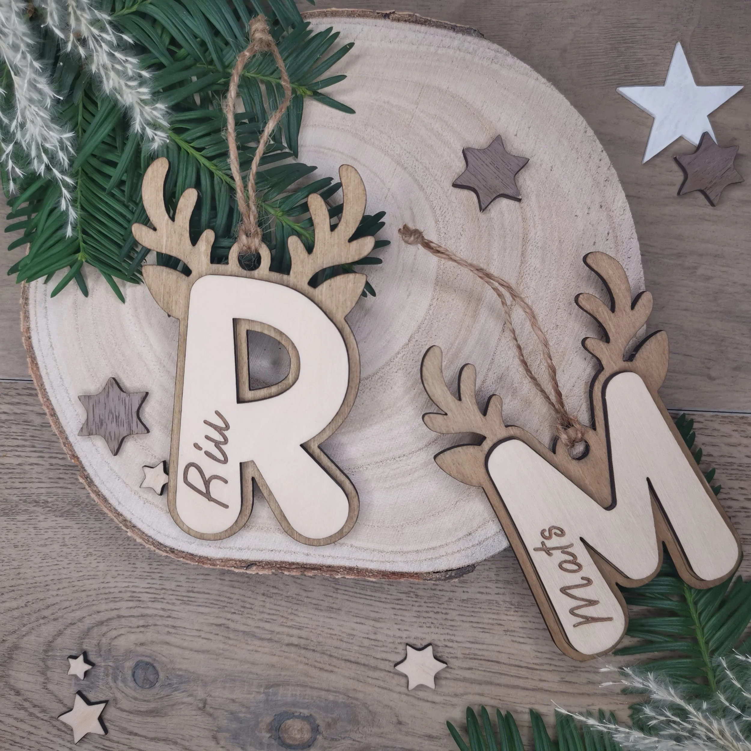 Weihnachtsbaumanhänger "Buchstaben-Rentier"