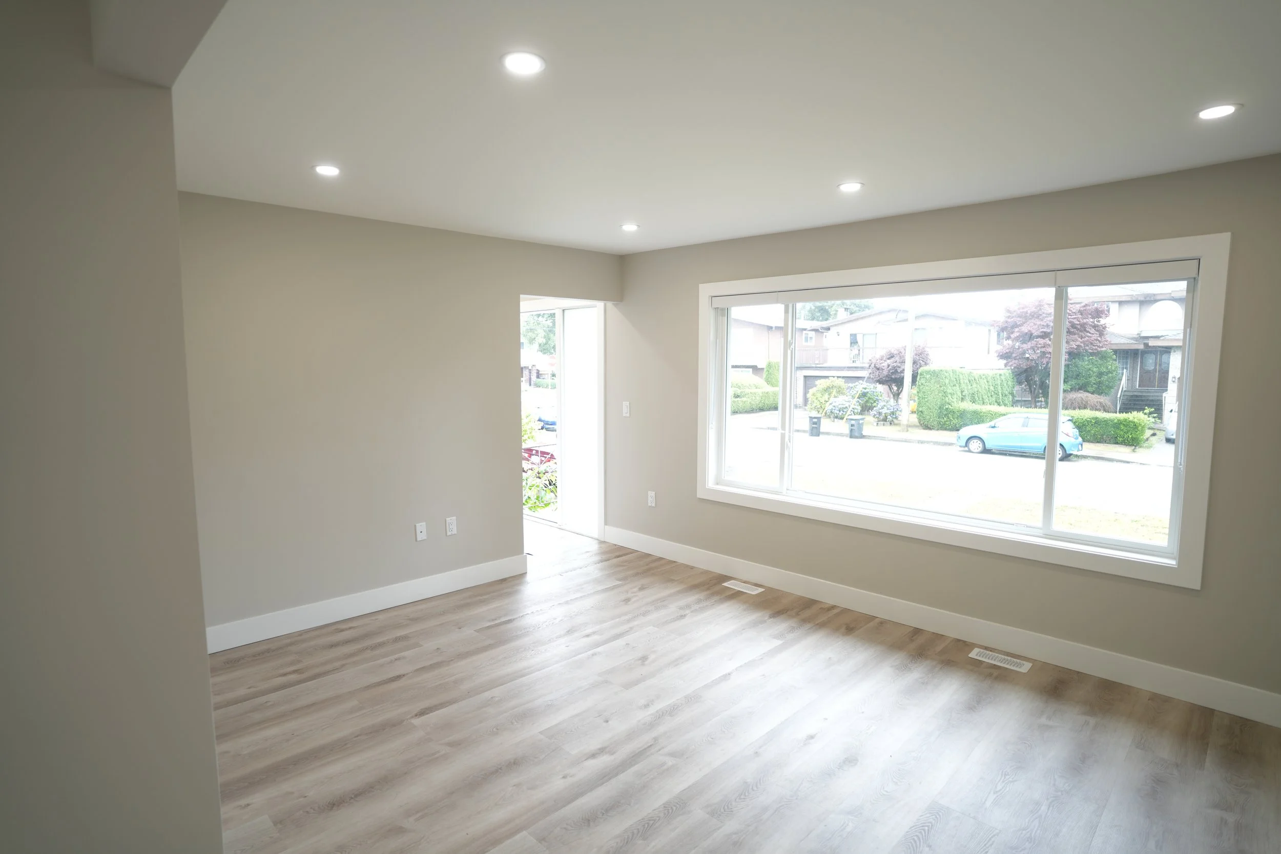 7987 Graham Livingroom.jpg