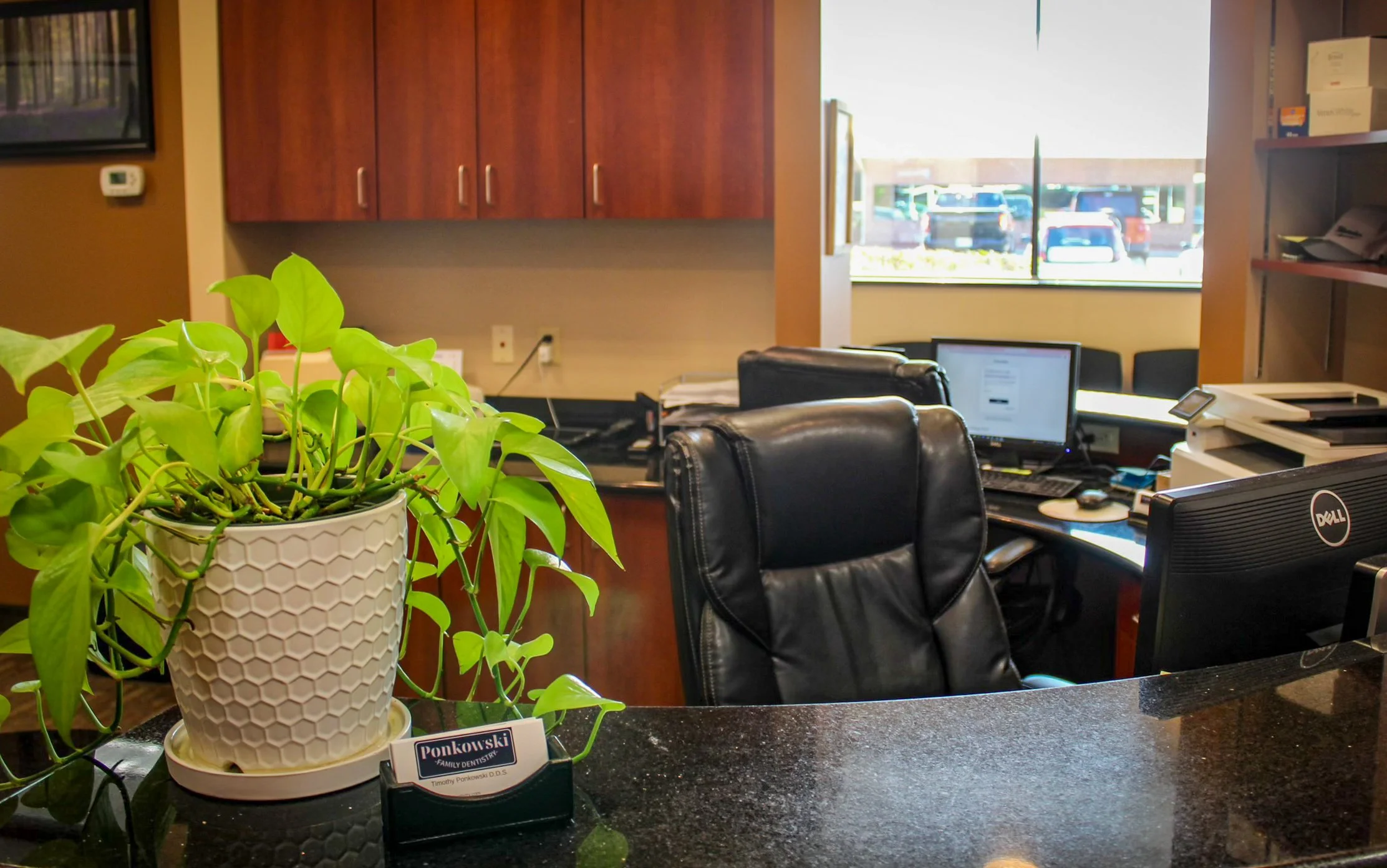 Ponkowski Family Dentist Front Desk