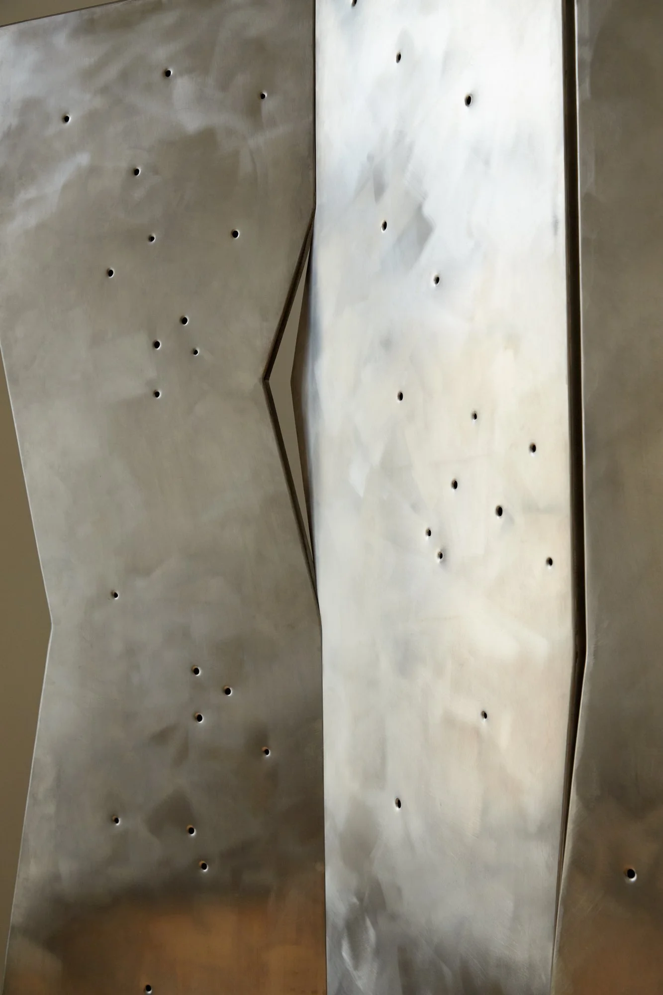 Echo Screen by Furn Object Wins IDA Design Award | Collectible Design by Anna & Sergii Baierzdorf
