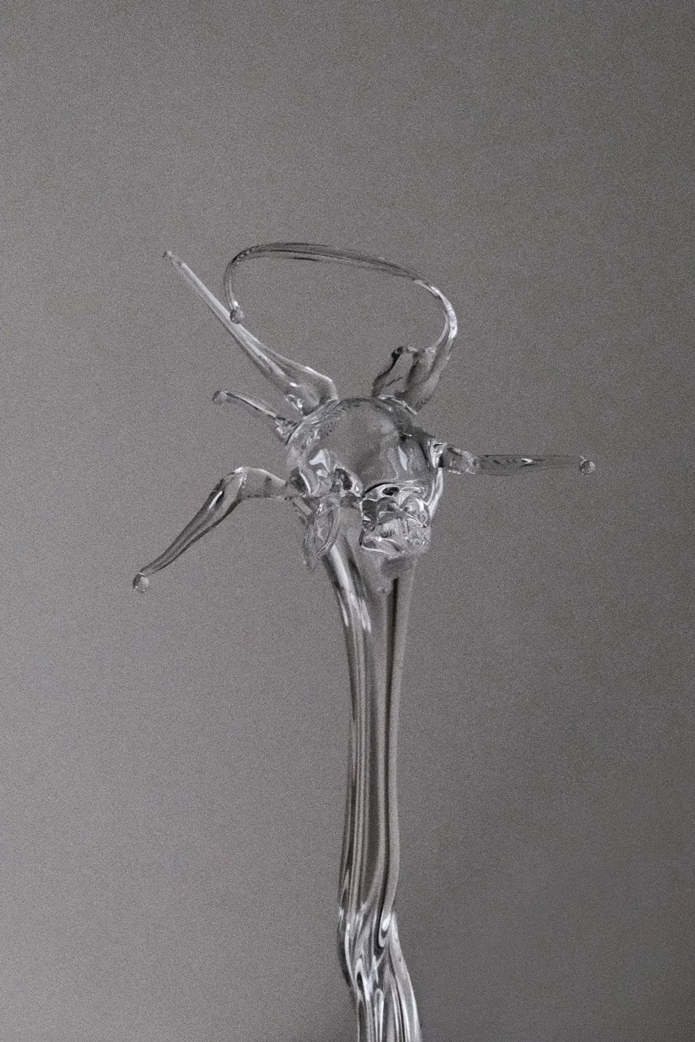 EPHEME glass sculpture by Ukrainian artist Natalie Dubrovska