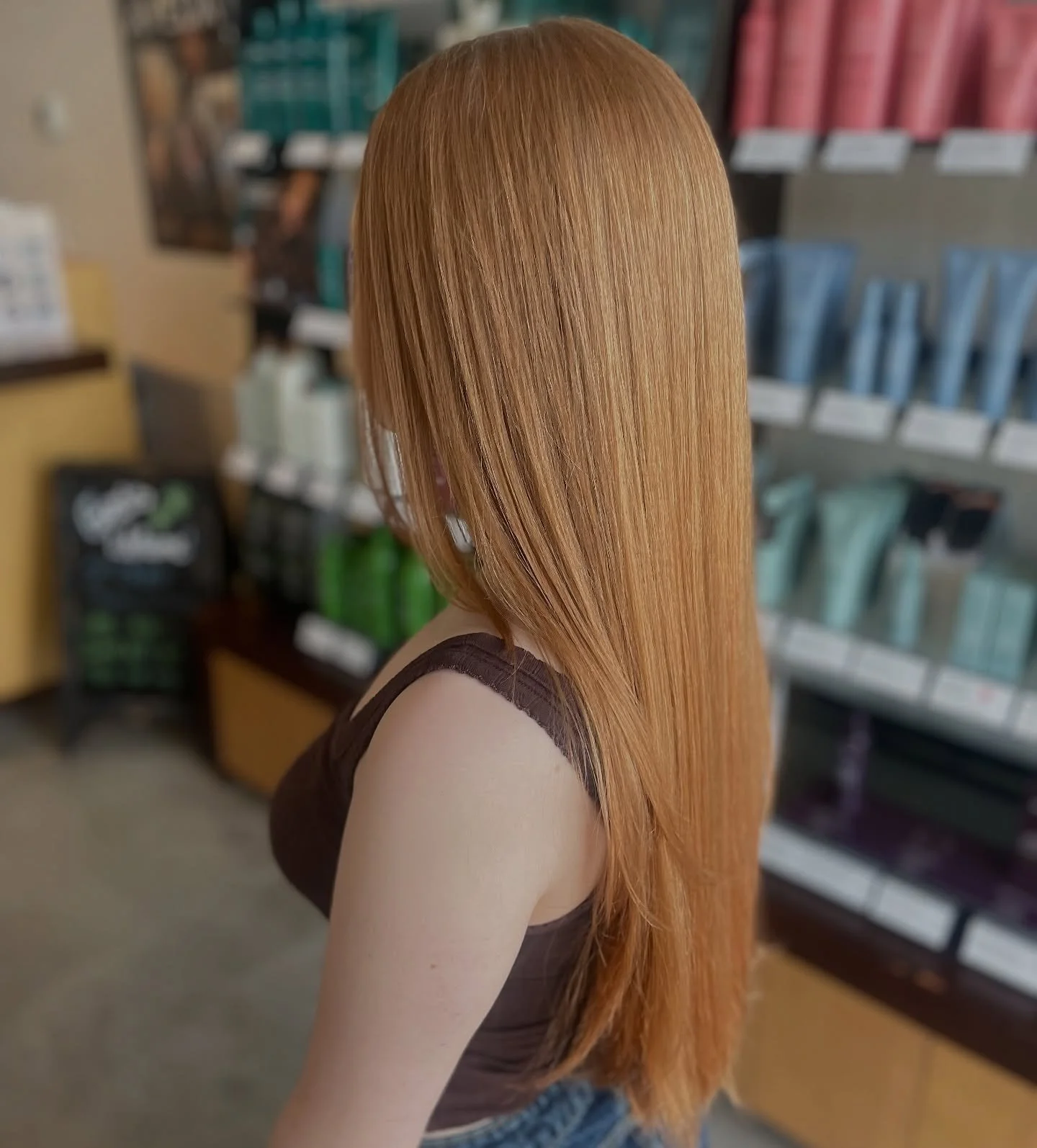 The right salon for you is about more than just getting a good haircut or color. It&rsquo;s an experience&mdash;from the moment you enter you should feel a certain energy. Your experience is about YOU. And, you should not only LOOK good when you leav