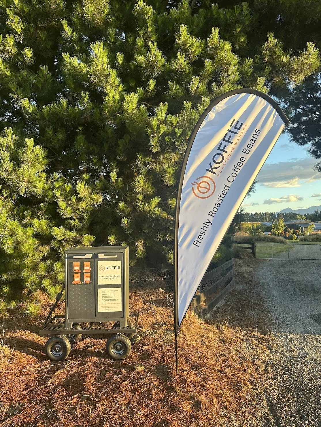 Check out our Koffie Honesty Box 🫘☕🧡