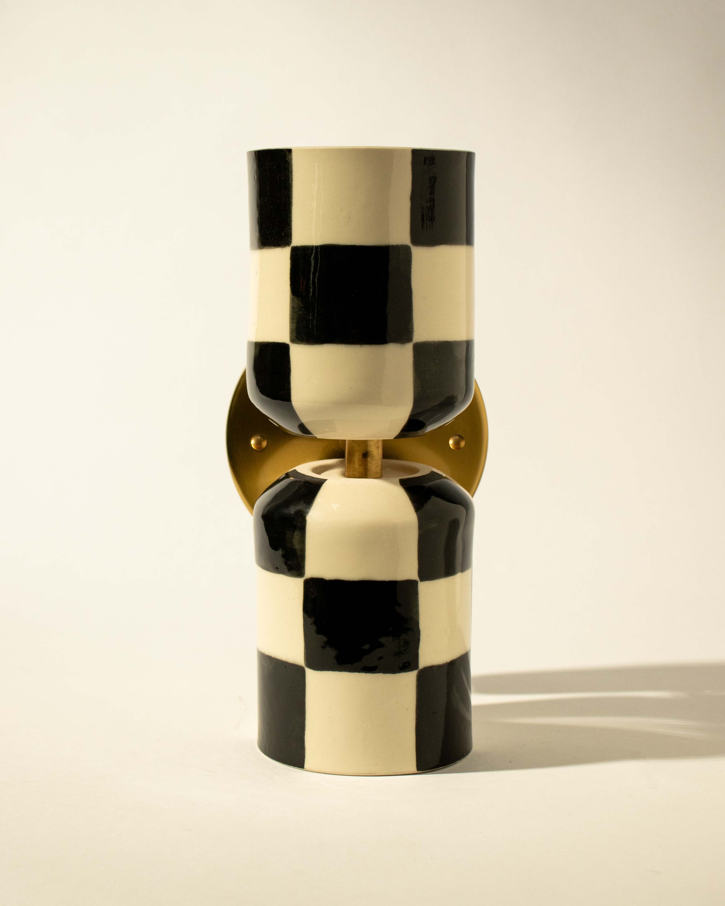 Hourglass_Front.jpg