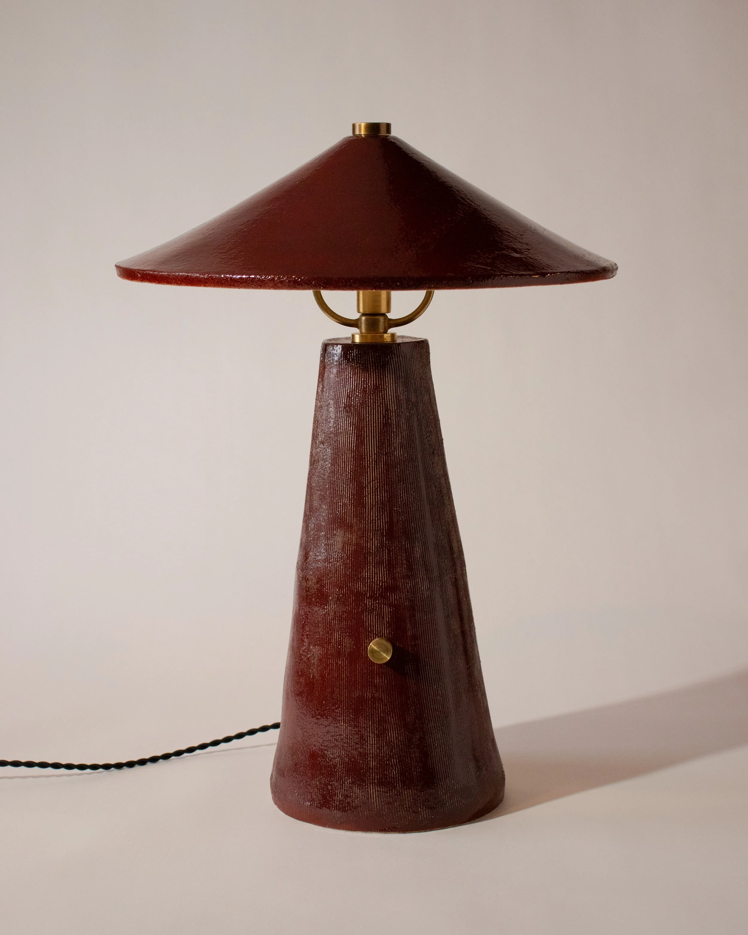 MaroonLamp_front-off.jpg