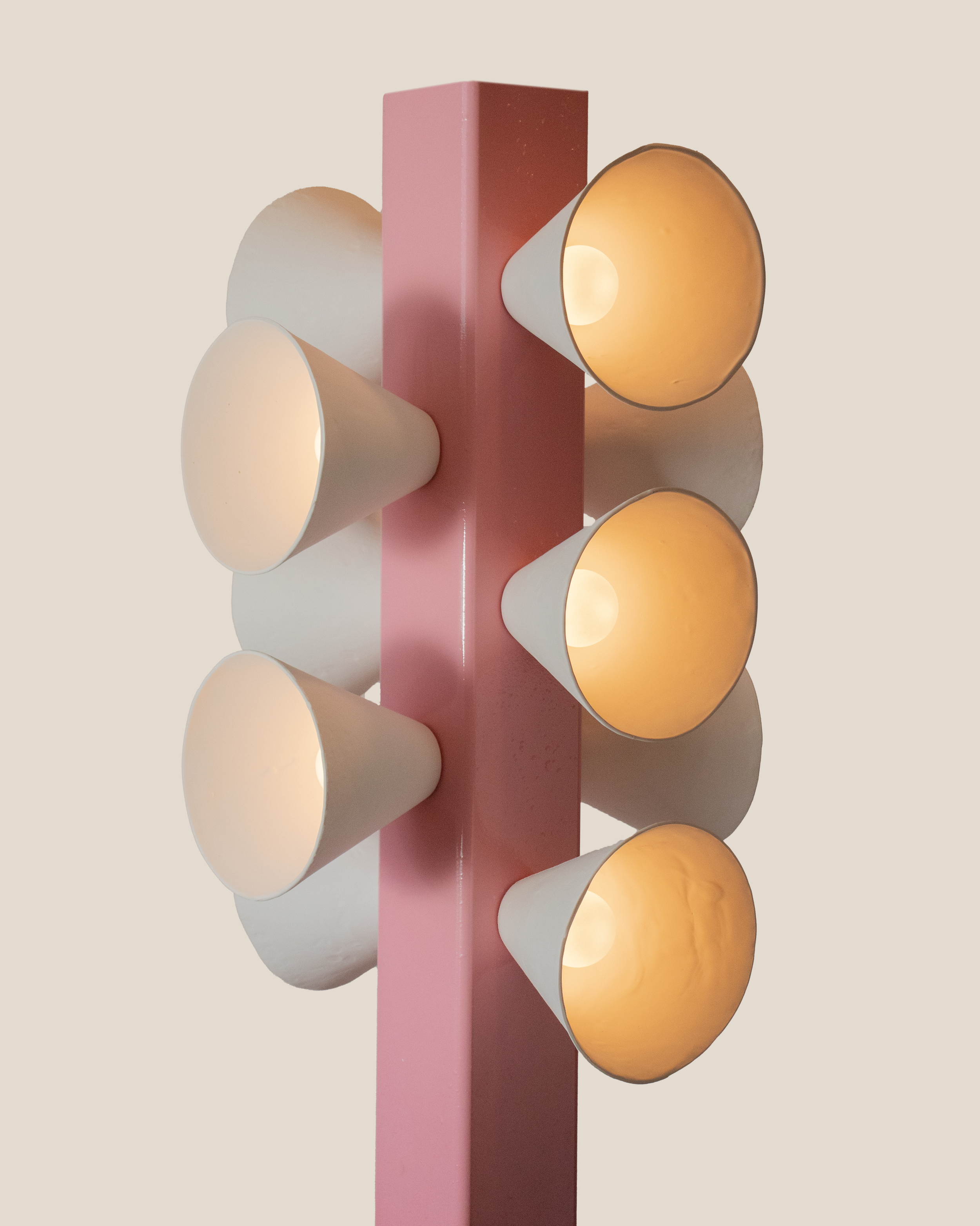 pinklamp_detail.png