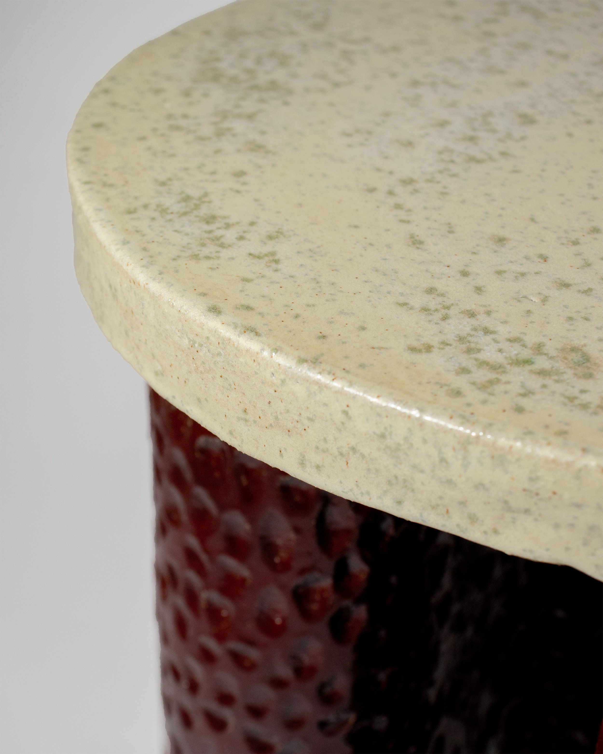 RaspberryTable_detail2.jpg