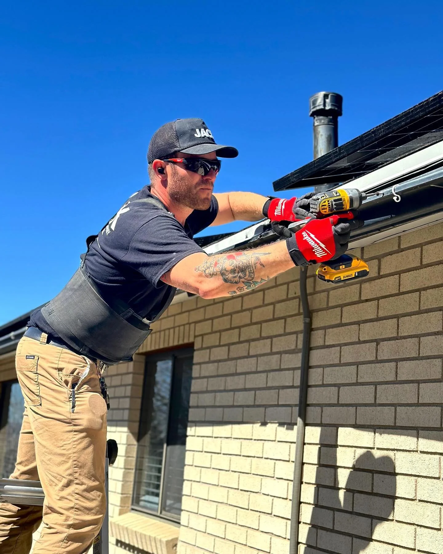 We know the drill - no shortcuts, just solid work 📣

#jackhandymancompany #fixingutah #masterofdone #utahhandyman #daybreakutah