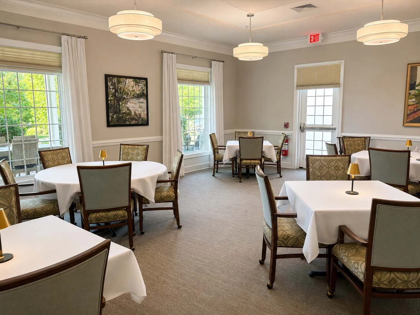 5. McGrath Interiors Lg. Din. Rm.jpg