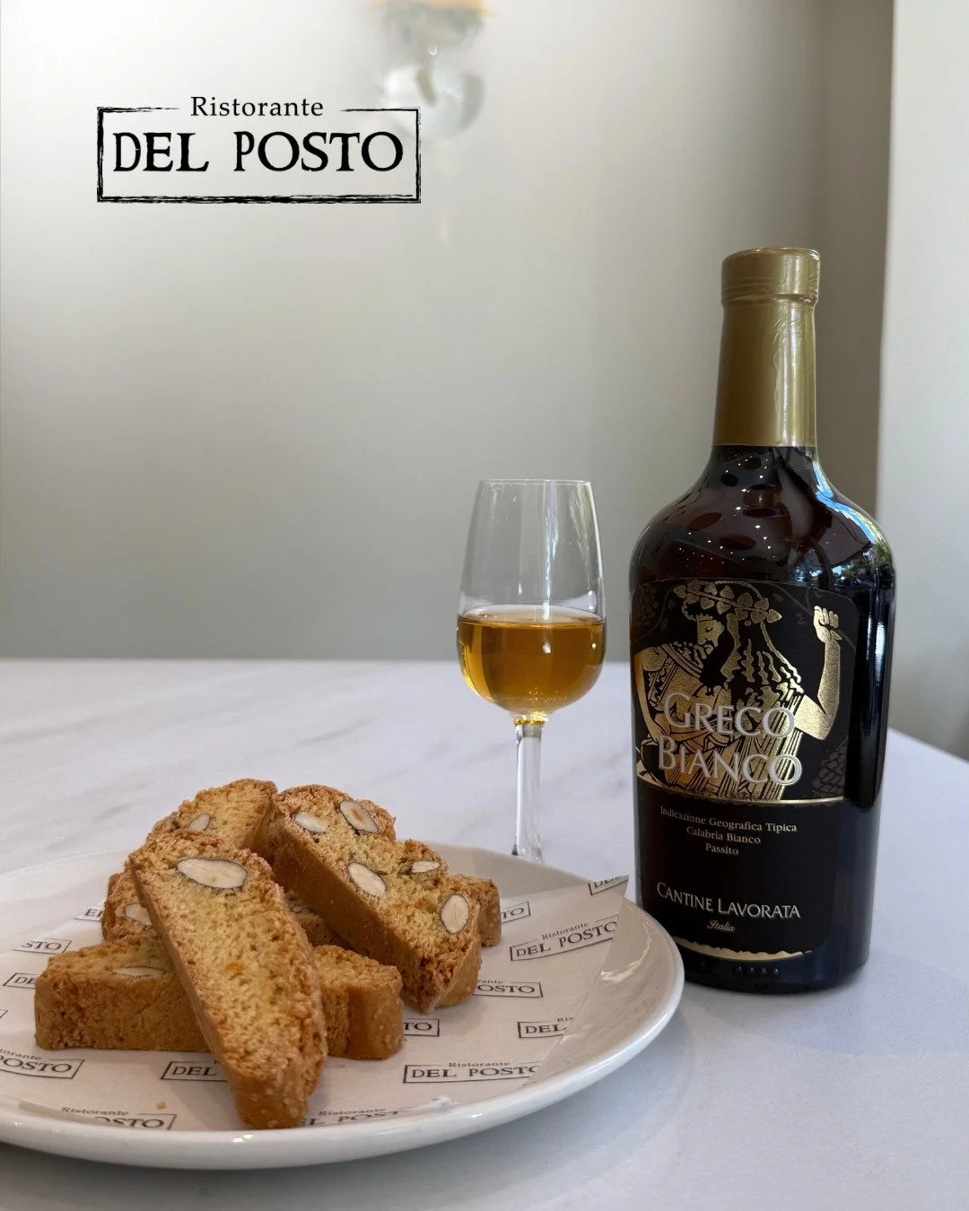 The Sweet Finale, Italian Style ✨🍷
Crunchy almond cantucci dipped in the golden notes of Greco Bianco Passito from @cantinelavorata — a pairing that transforms every end of a meal into pure Italian bliss.
🇮🇹 Tradition, elegance, and a taste