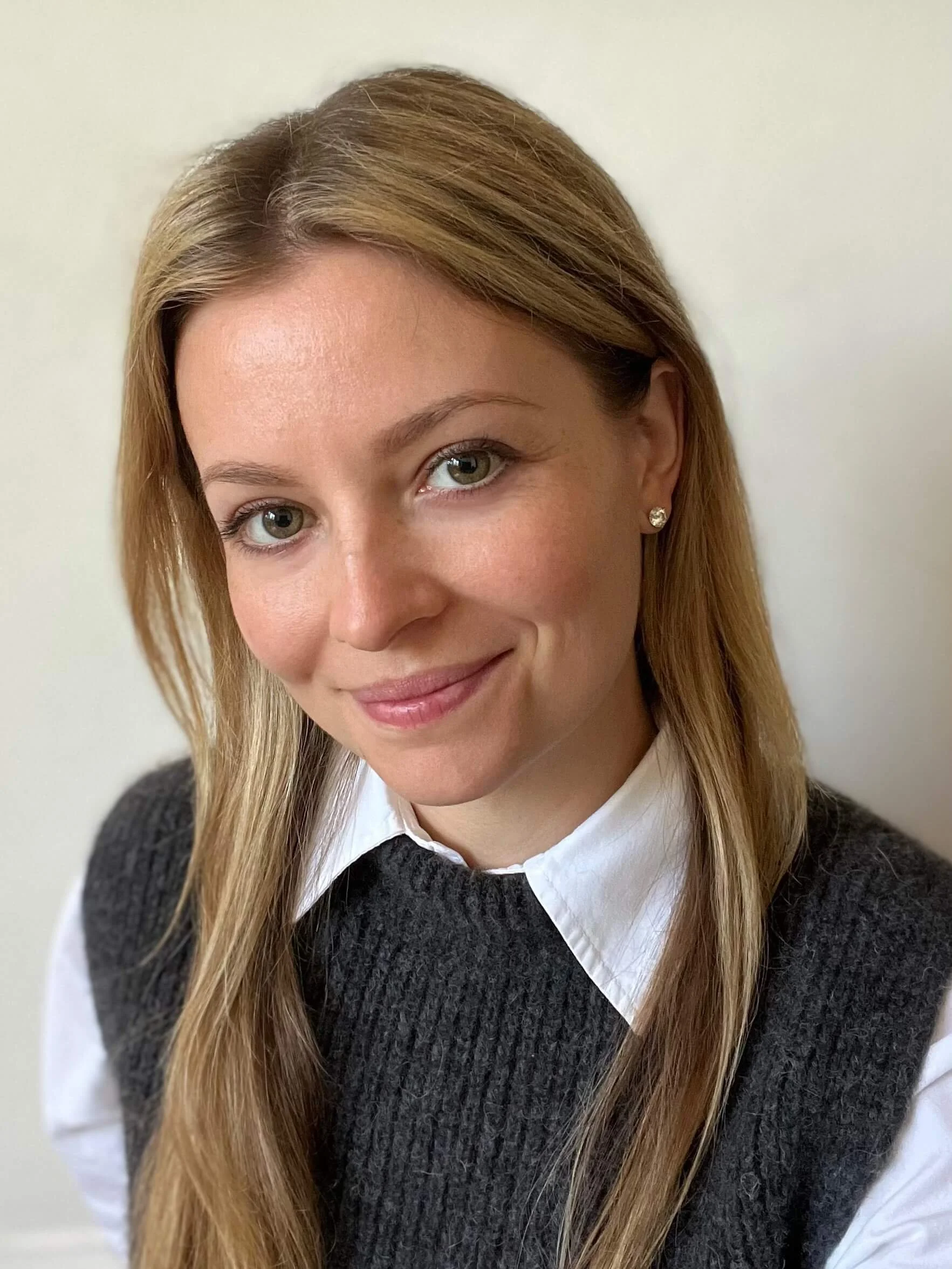 Stephanie Wilkes, clinical intern at Monarch Wellness & Psychotherapy, offering online and in-person counseling for individuals, couples, and families in MD, DC, and VA. Specializing in eating disorders, relationship issues, and anxiety