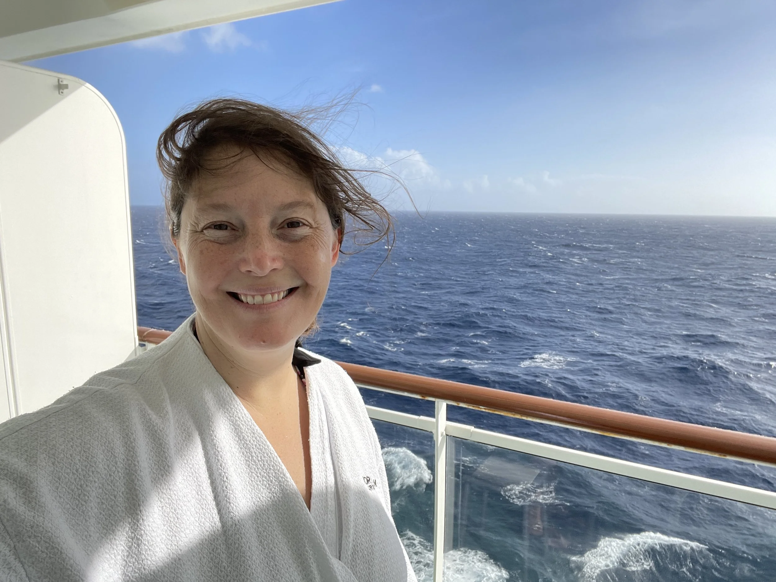20221208-hilary balcony.jpg