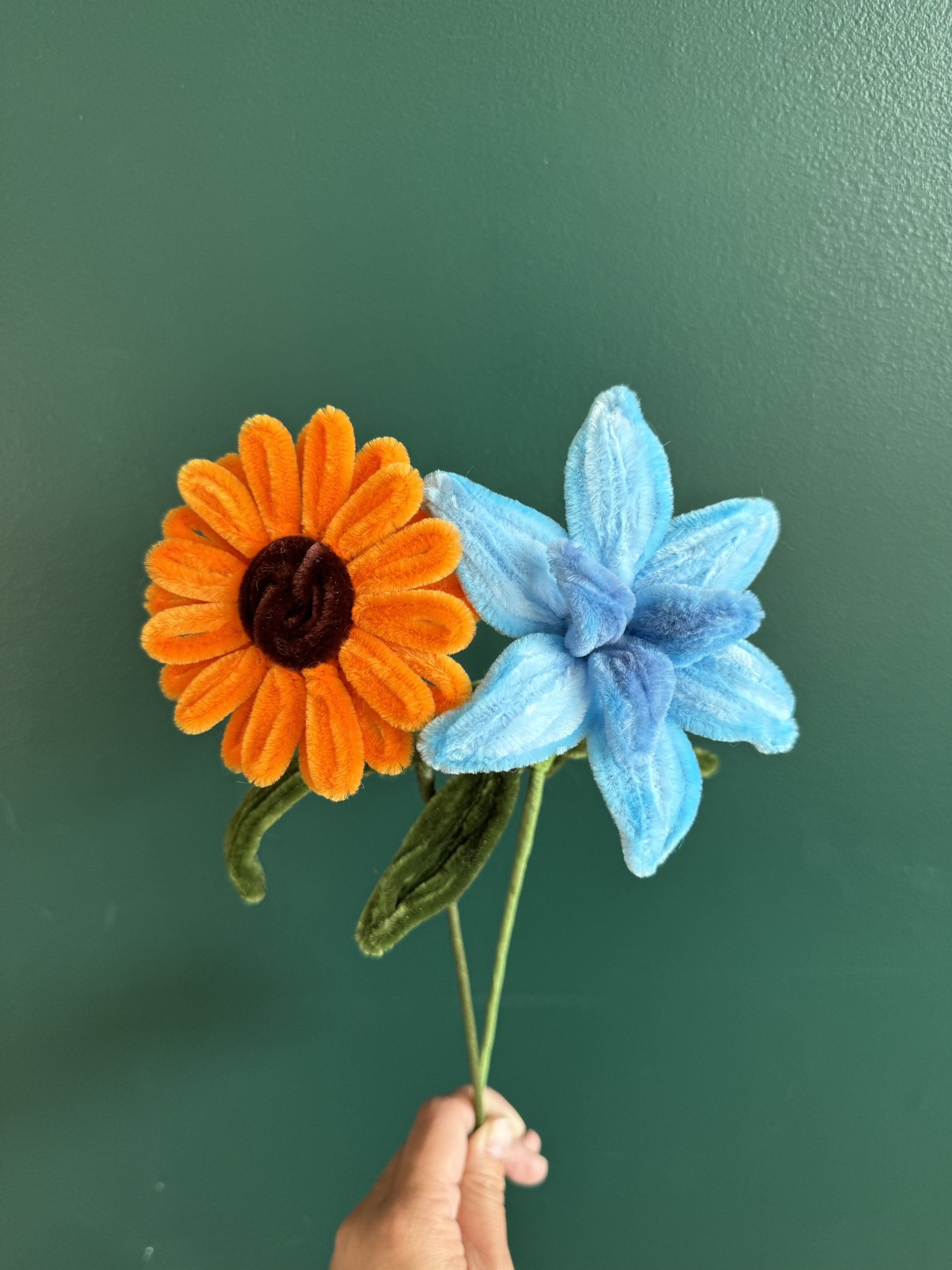 Crafts Table (Smeraldo & Sunflowers) @ A BTS Cupsleeve