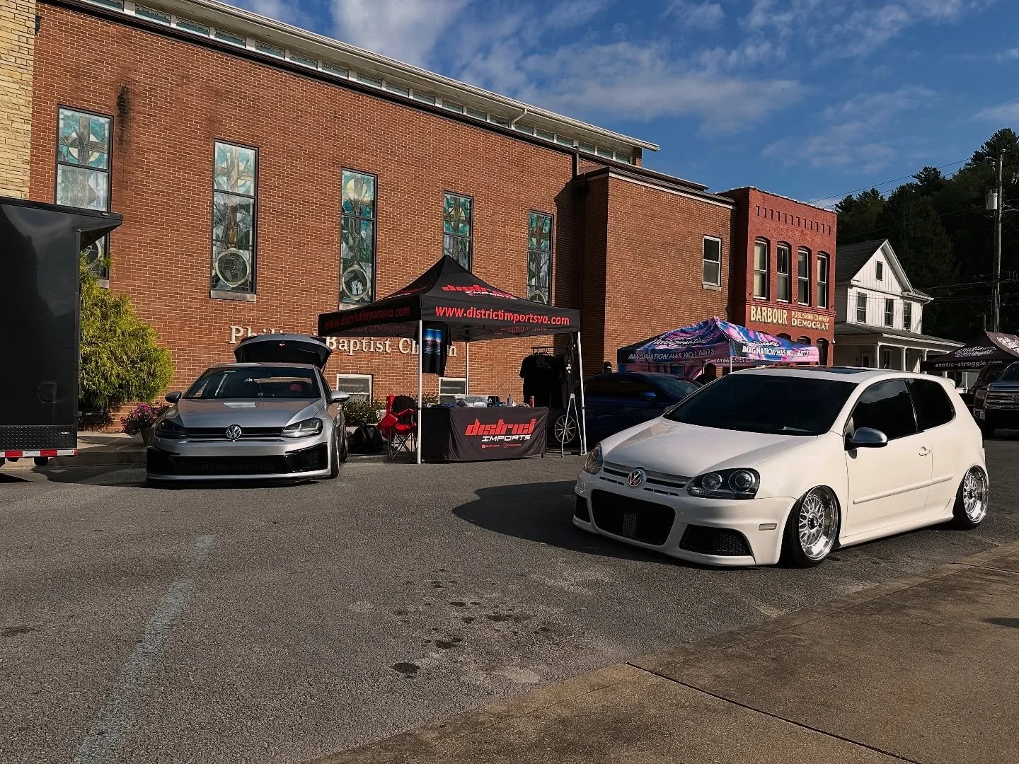 Absolutely wild 24 hours. Yesterday, we embarked on our little 3 hour drive to WV for @loweredonthelawn. About 2 hours in, the mk5 blew a bag. Stranded and just when we thought all hope was lost, we called @those2bagged_mk7s and Nate saved the day wi