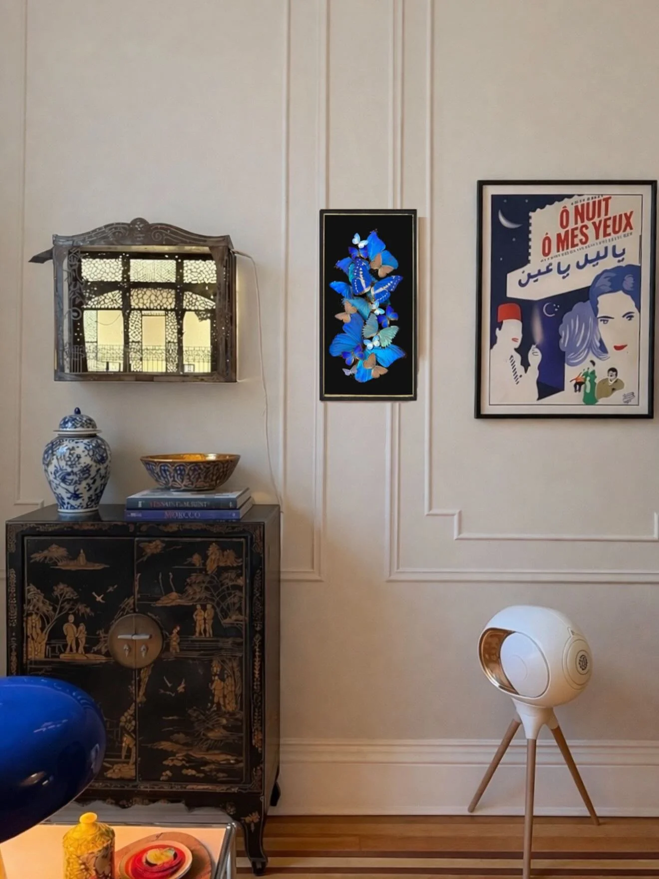 In good company &hearts;️ 

&mdash;

#cabinetofcuriosities #homedecor #interiordesign