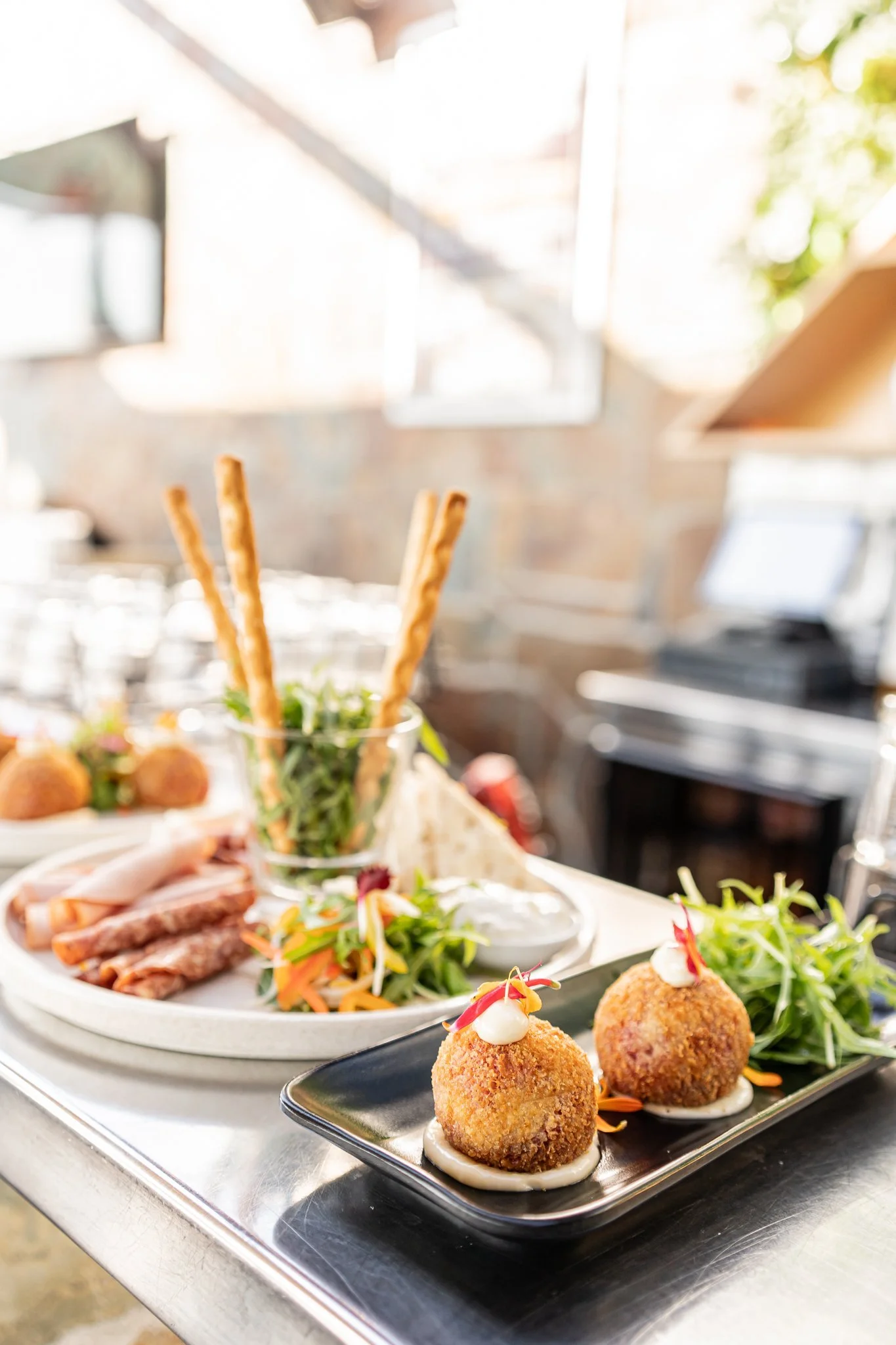 A7406534-rooftop-food-original-ratio-resized.jpg