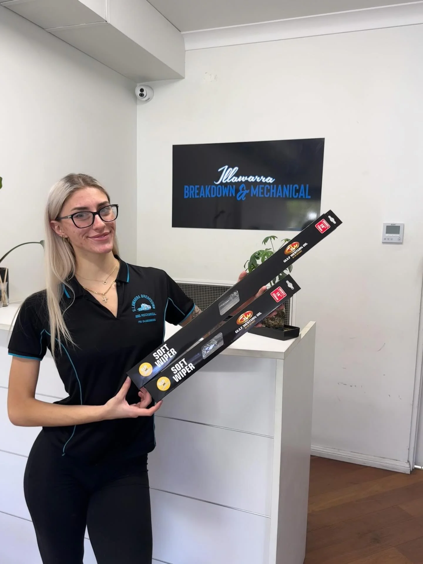 Did you know we stock Gulf Western wipers‼️

@gulfwesternoil 

#mechanic #admin #wipers #workshop #wollongong