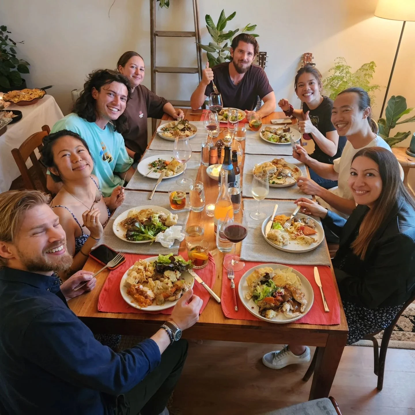Friendsgiving down unda.