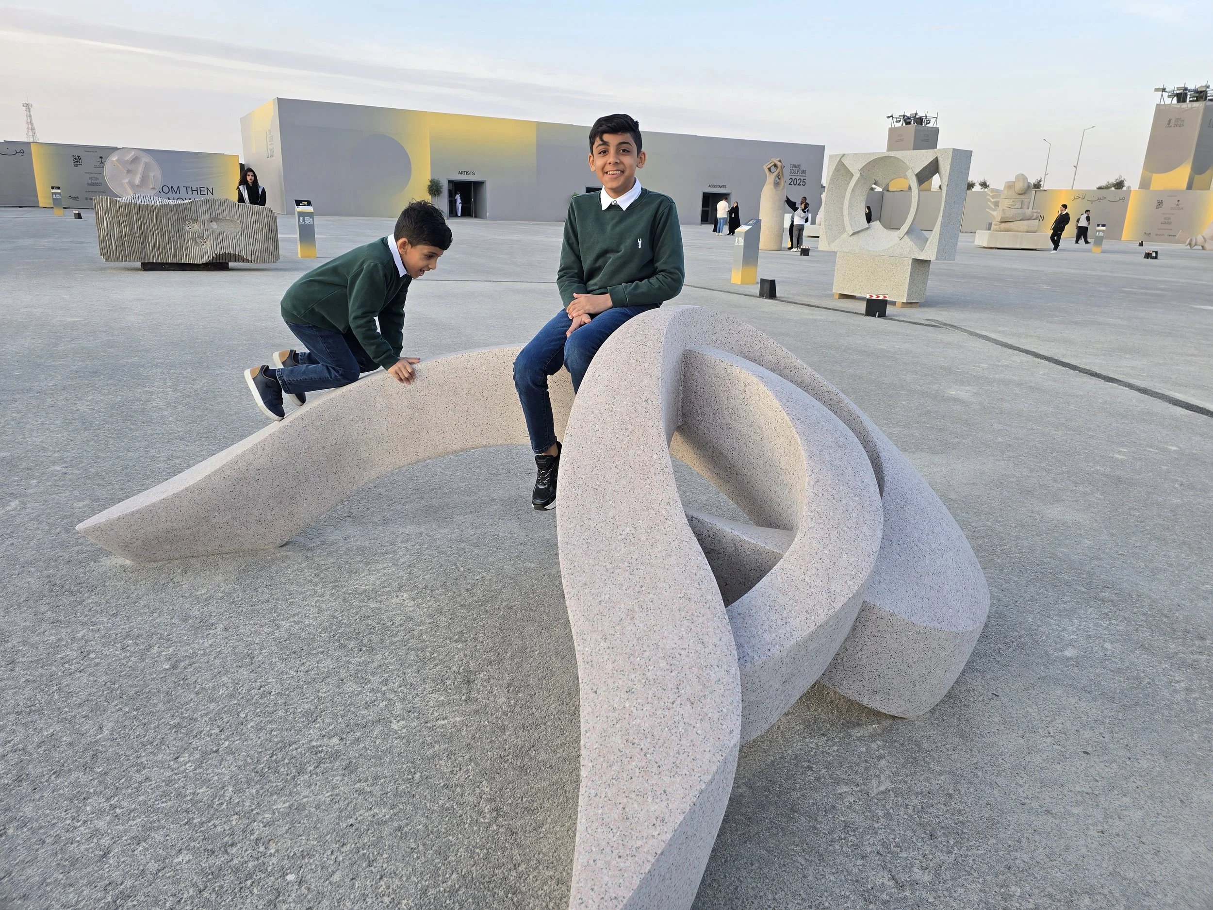 Endless Arrival, 2025. Saudi granite (Royal Rose) - 1 x 2.8 x 1.85 m